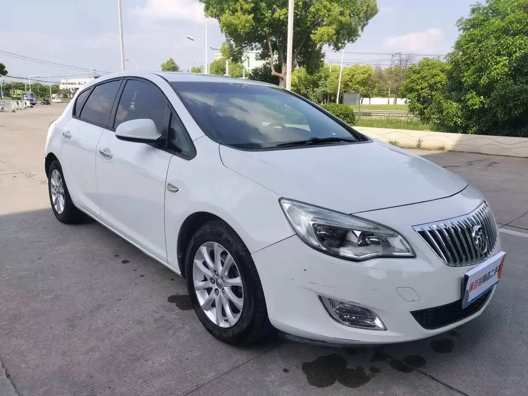 Buick Yinglang