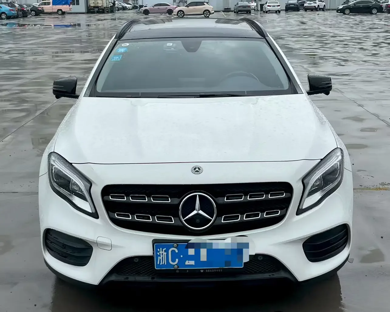 Mercedes-Benz GLA