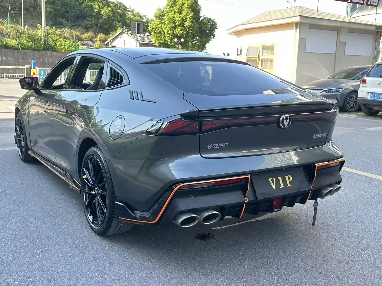 Changan UNI-V