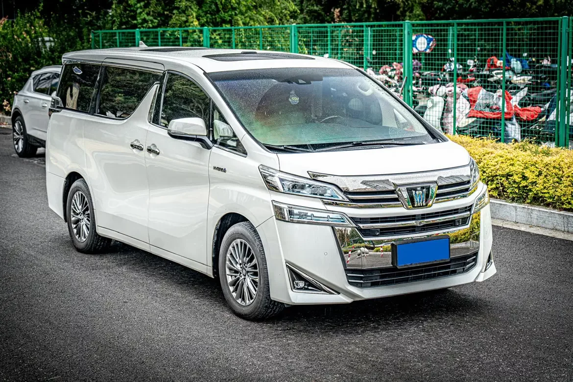 Toyota Crown Wellfire