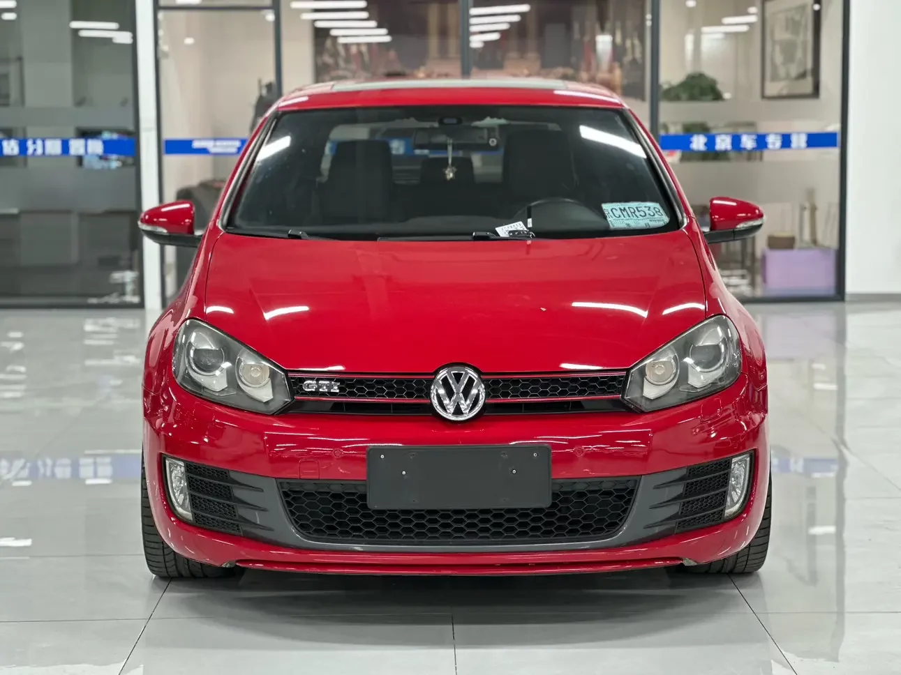 Volkswagen Golf GTI