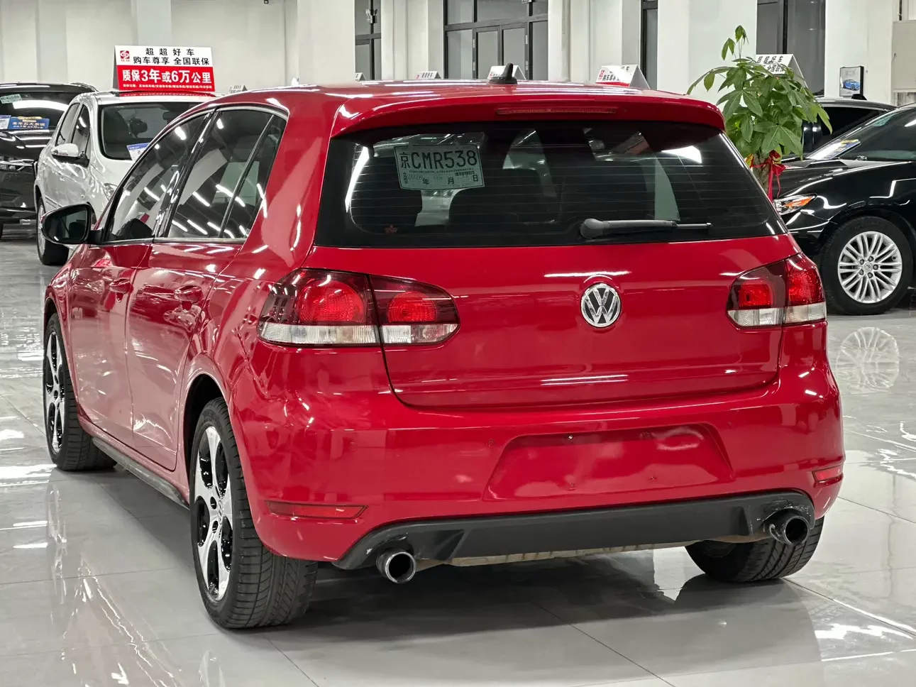 Volkswagen Golf GTI