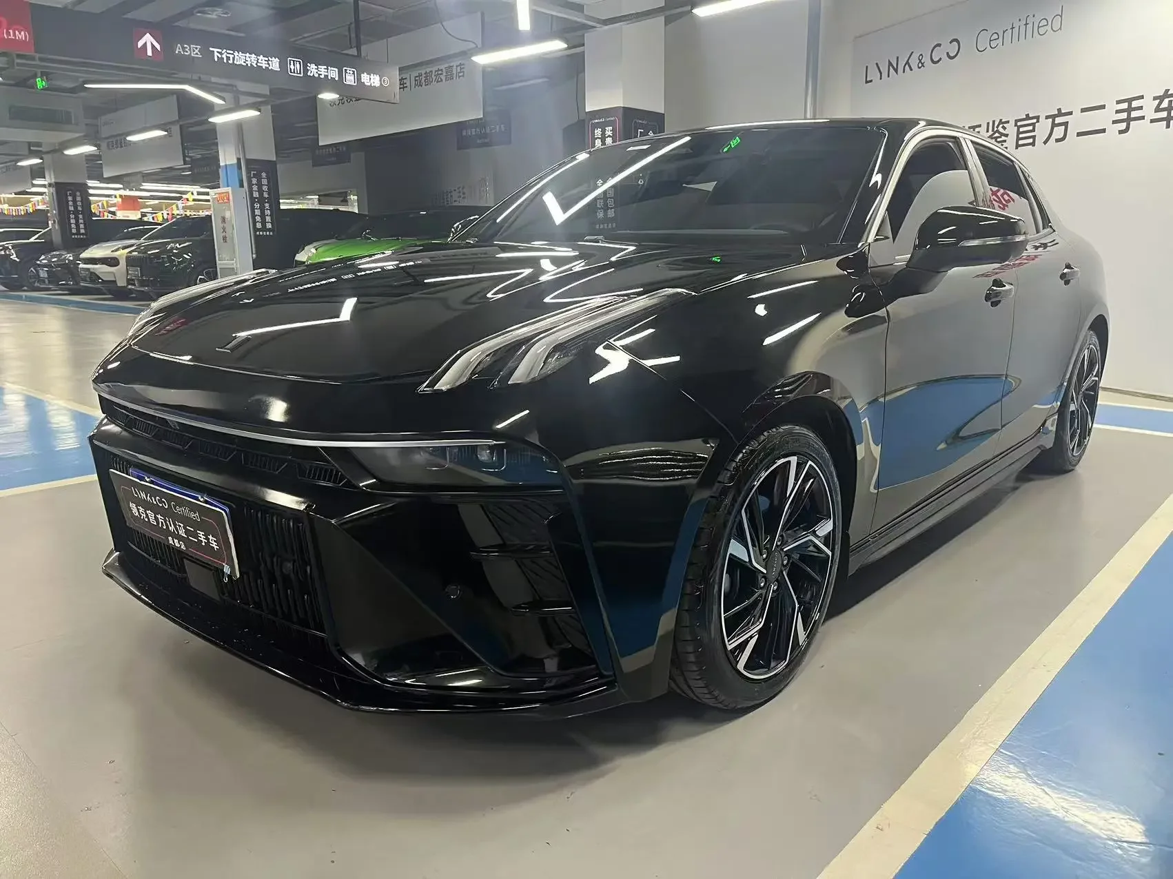 Lynk & Co 03