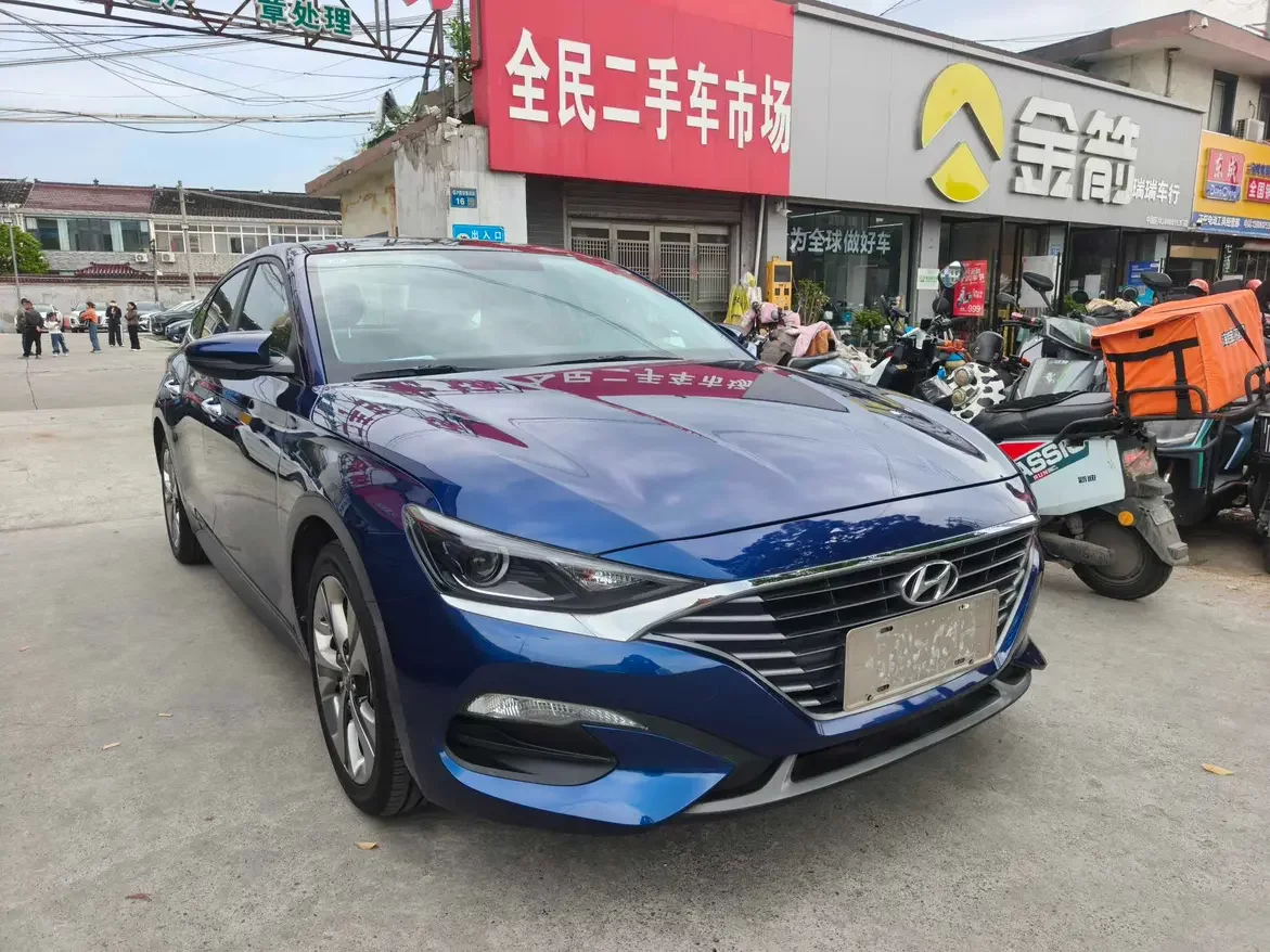 Hyundai Lafesta