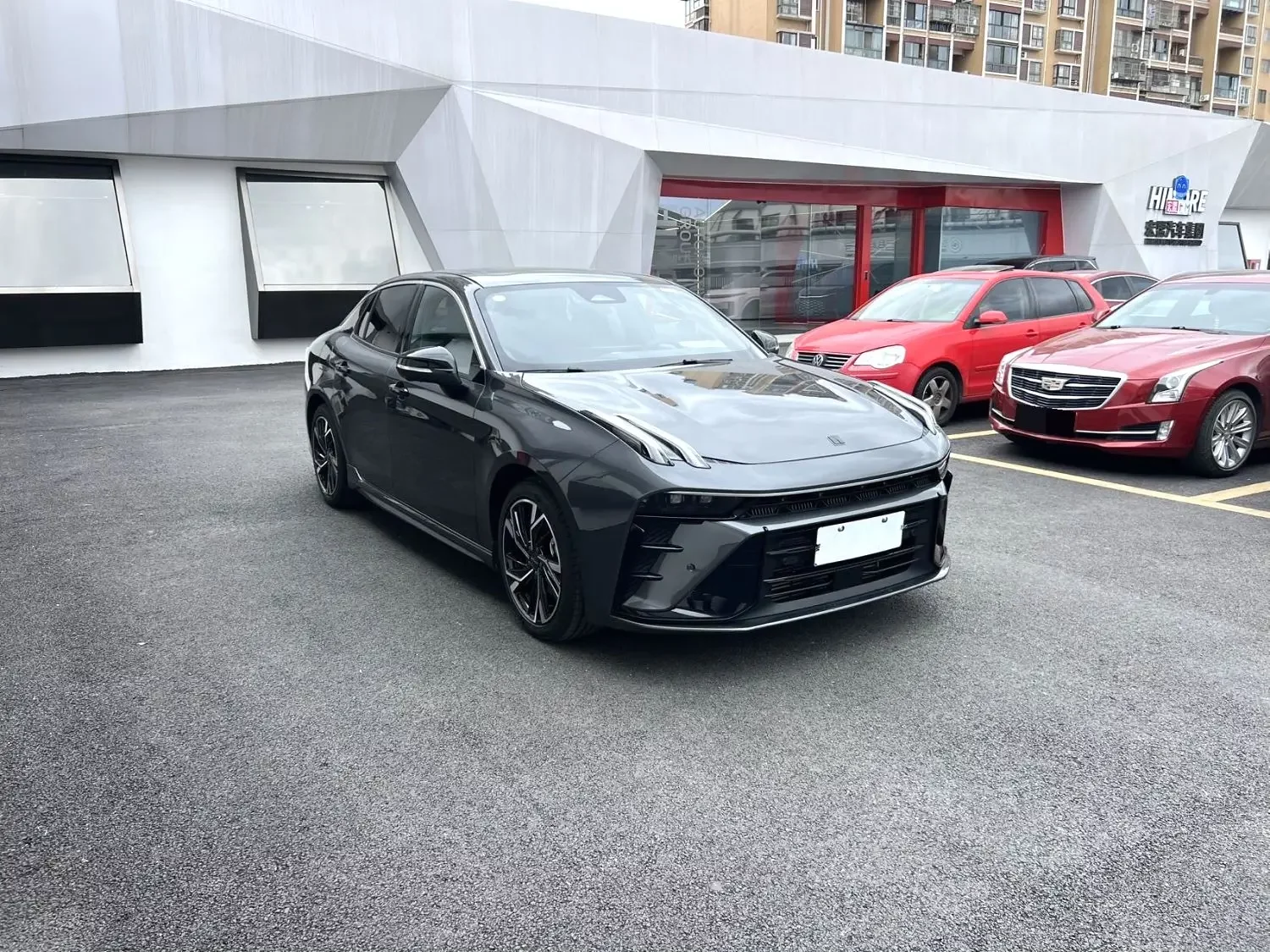 Lynk & Co 03