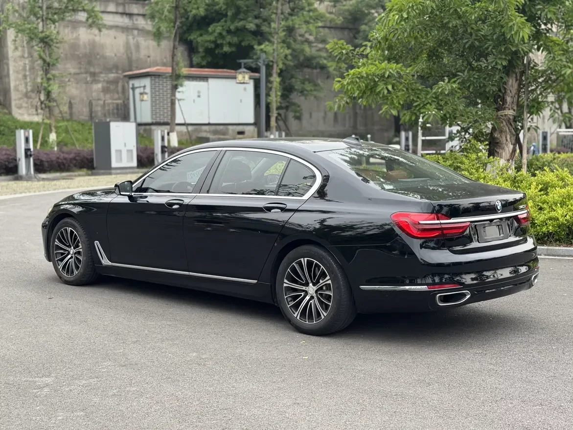 BMW 7 Series