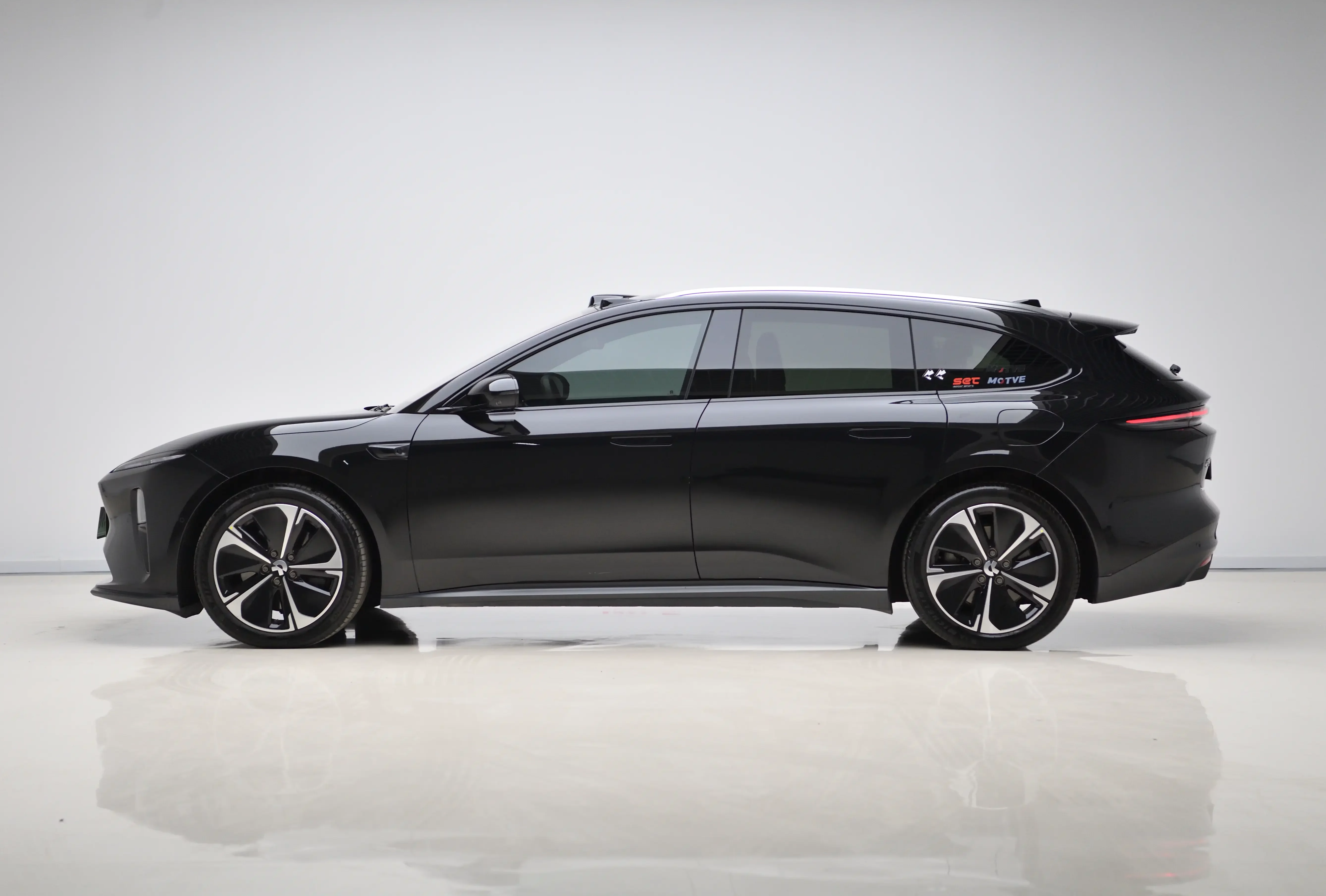 NIO ET5T