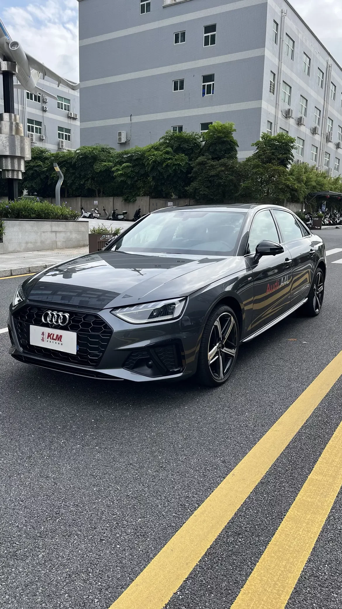 Audi A4L