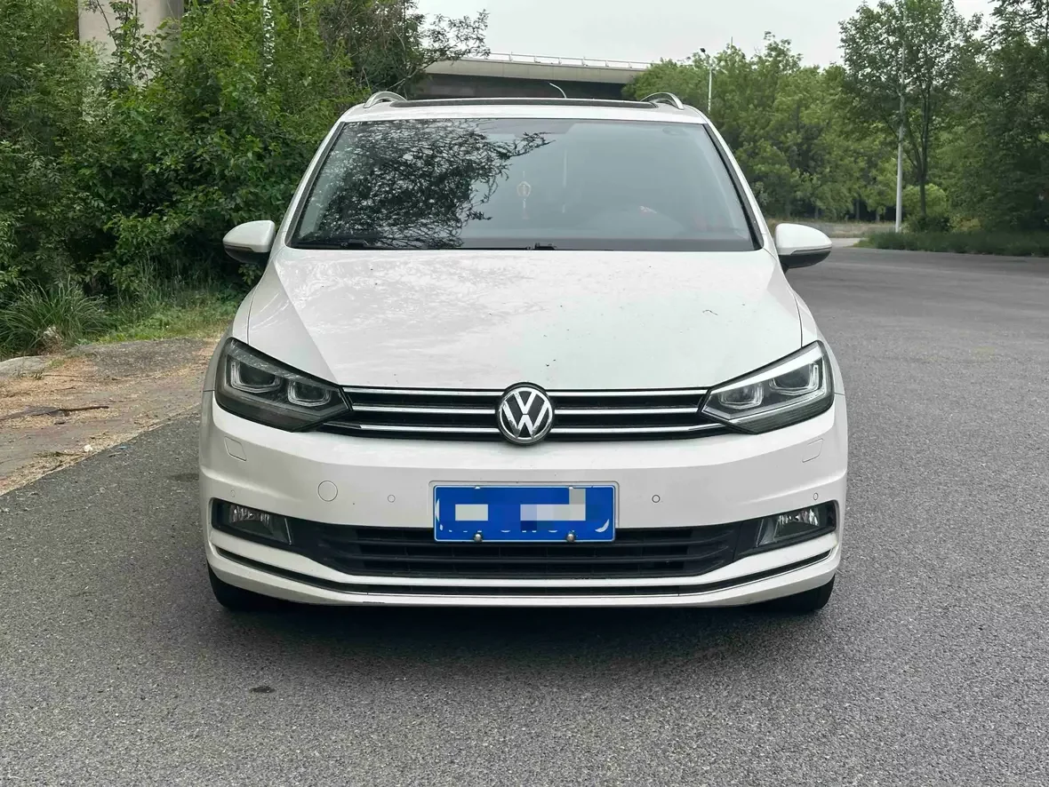 Volkswagen Touran L