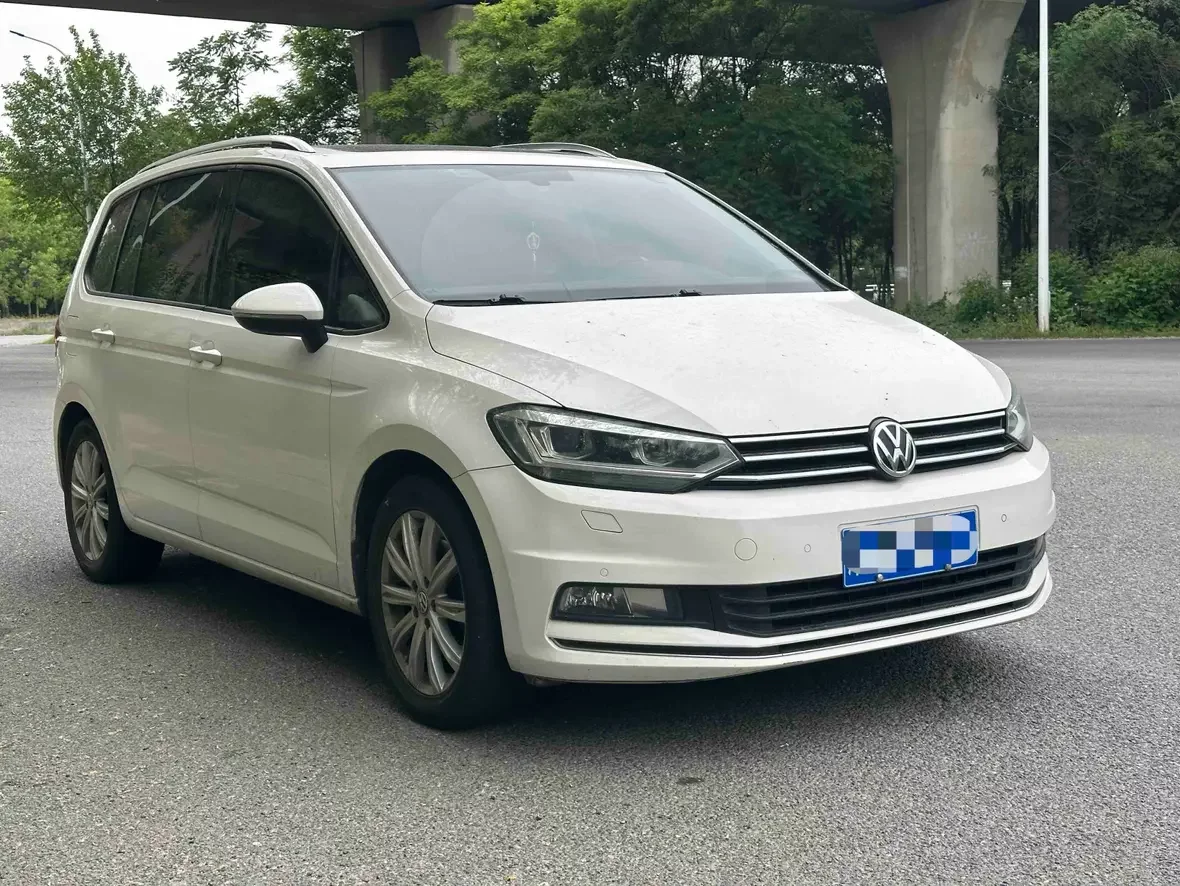 Volkswagen Touran L