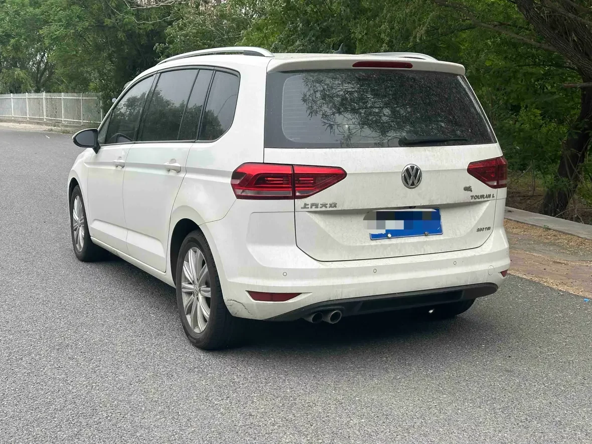 Volkswagen Touran L