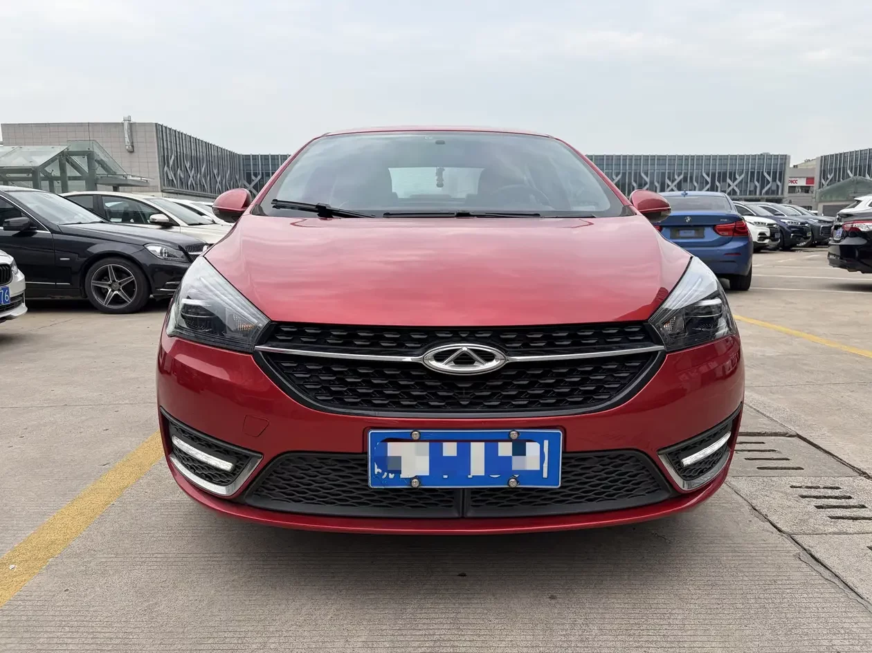 Chery Arrizo 5