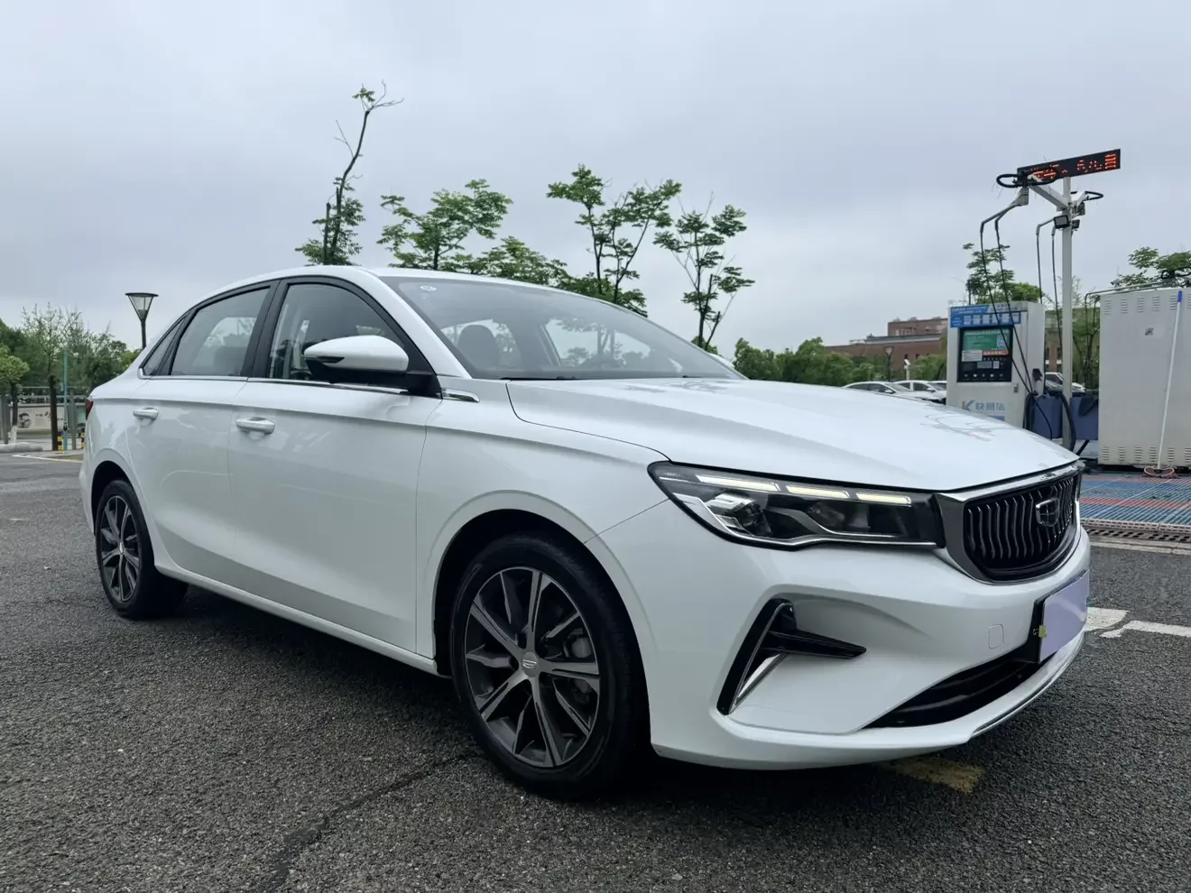 Geely emgrand