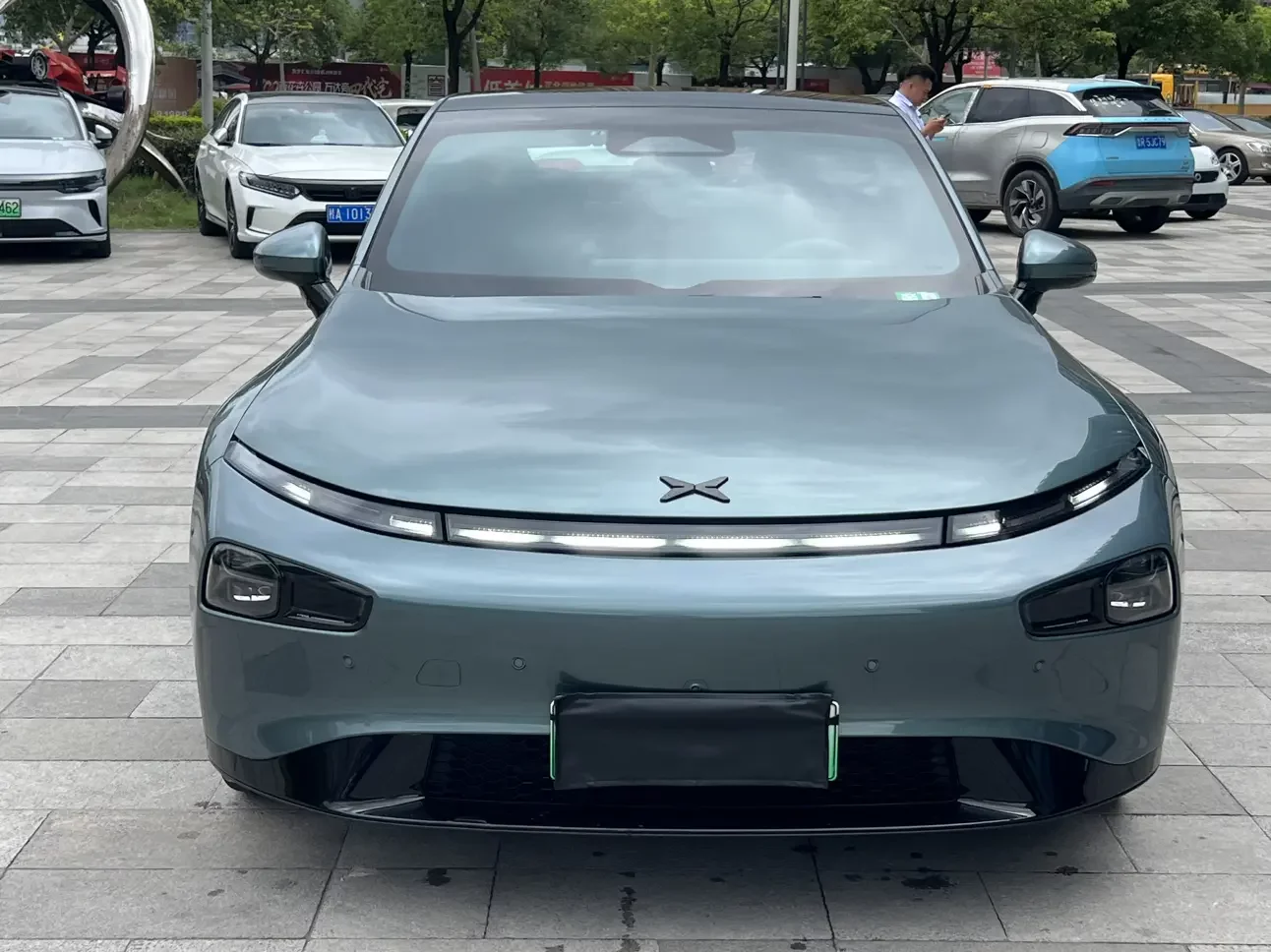 Xpeng P7