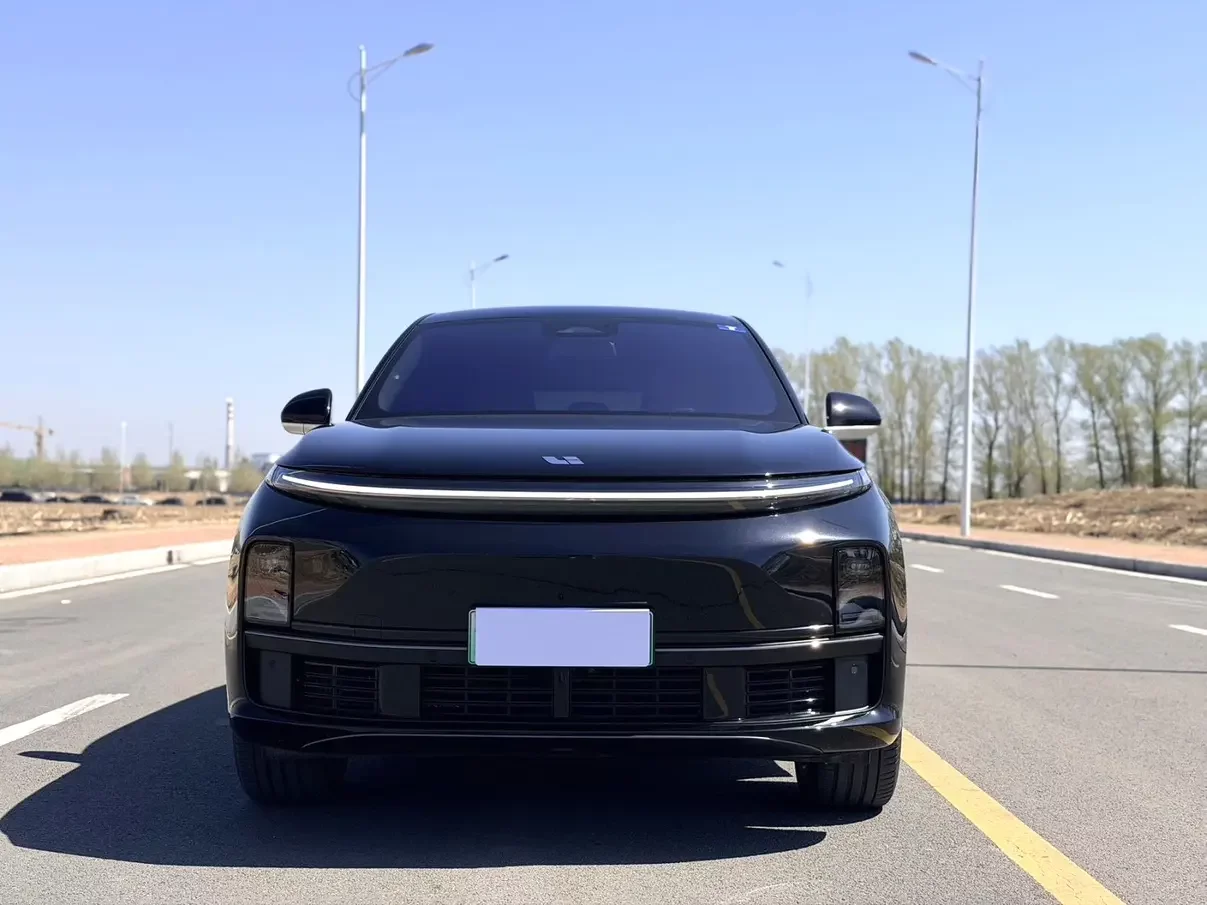 Li L7 (Ideal L7)  из Китая