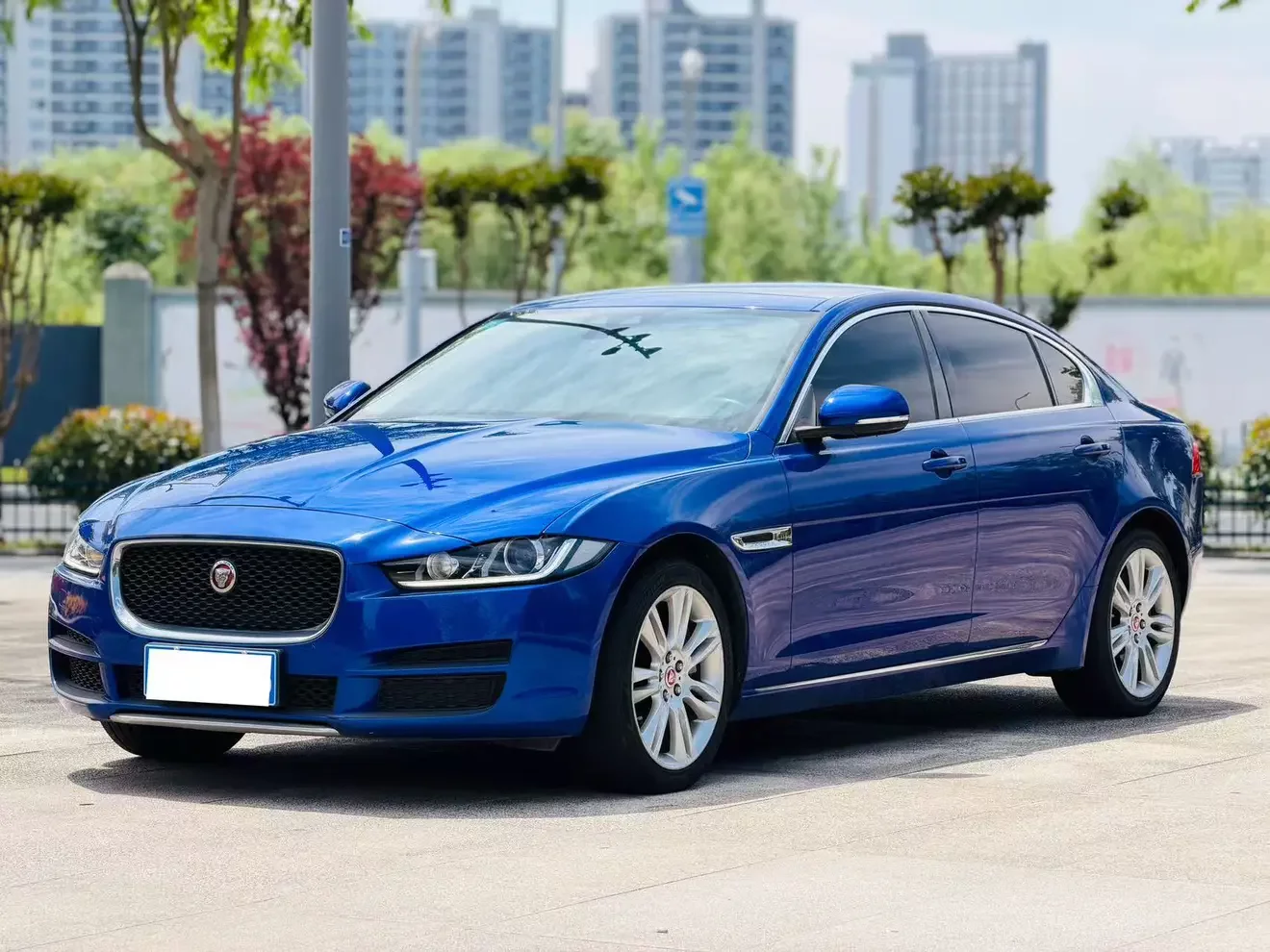 Jaguar XEL