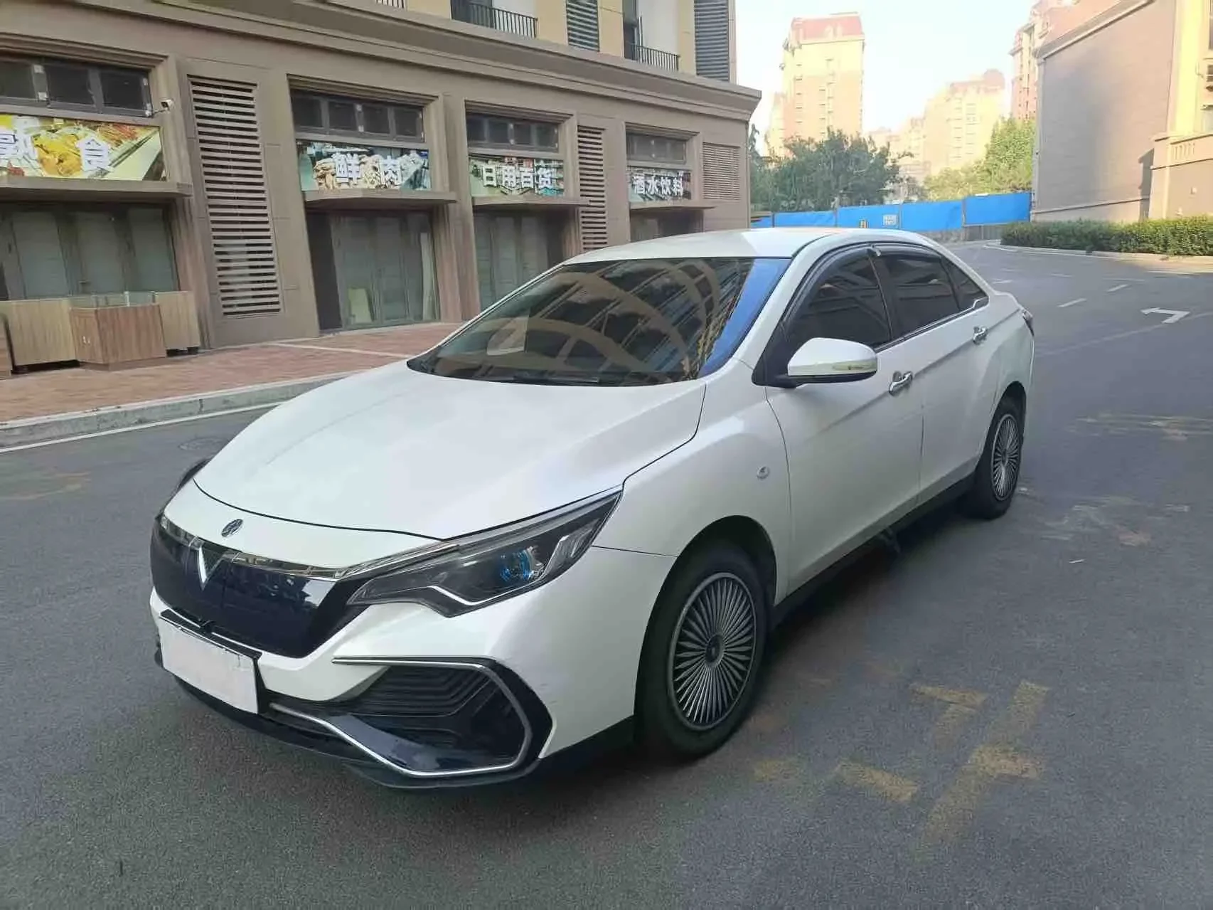 Kai Chen Venucia D60 EV