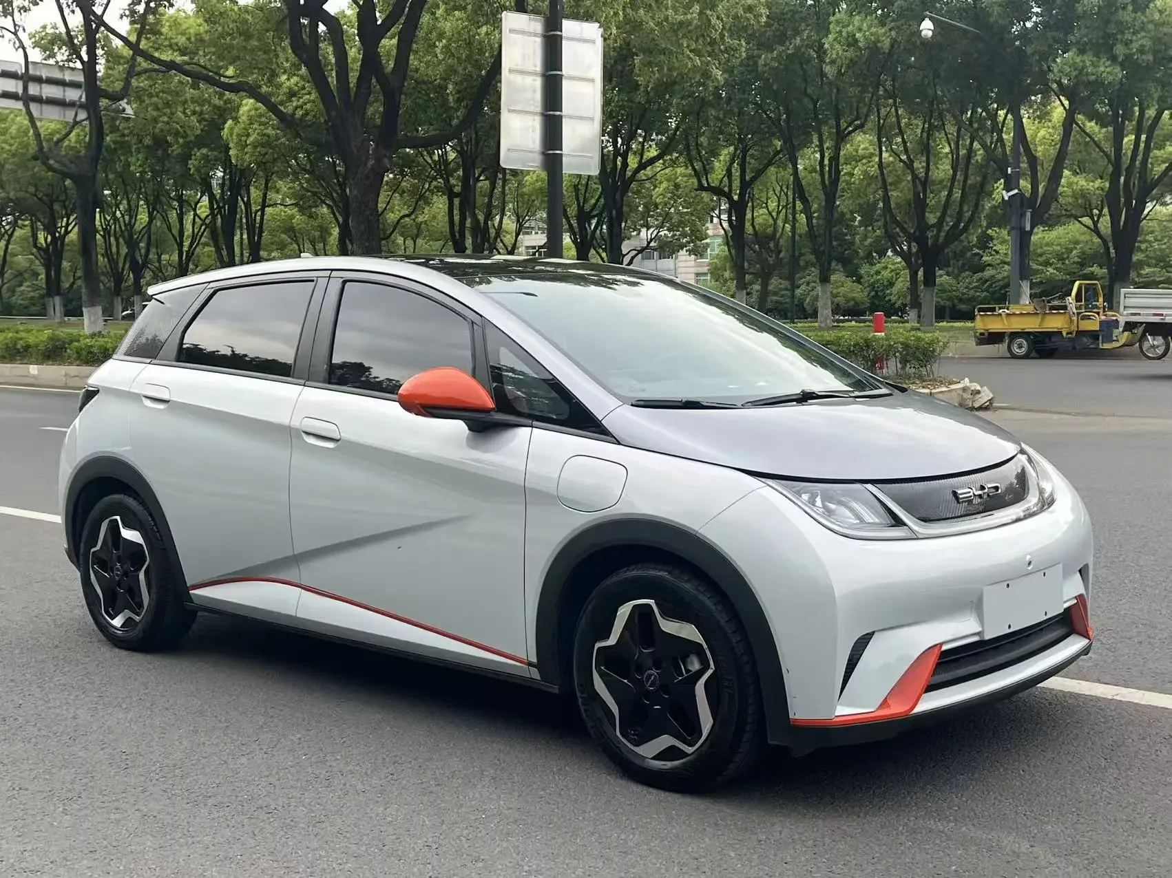 BYD dolphin