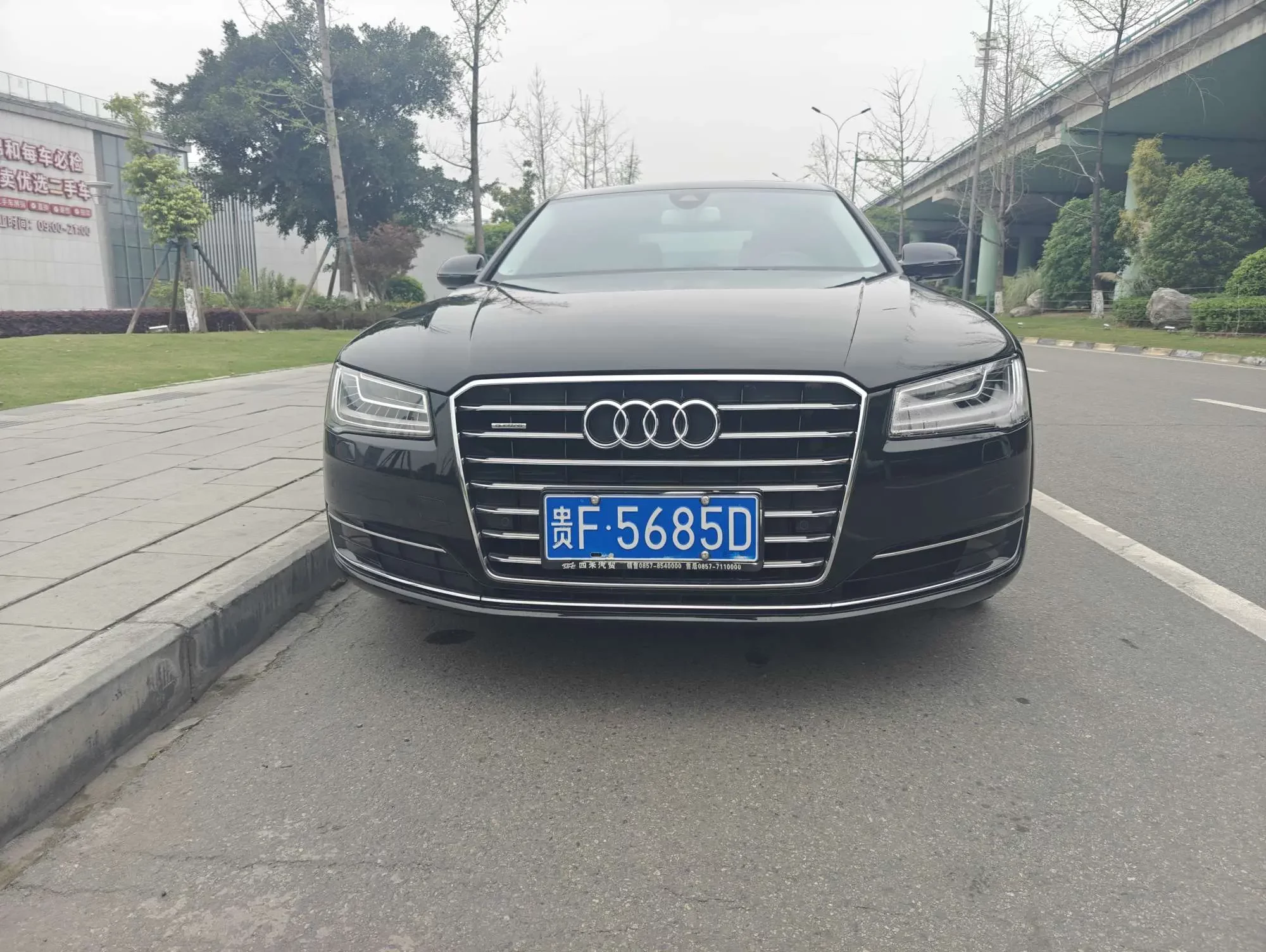 Audi A8