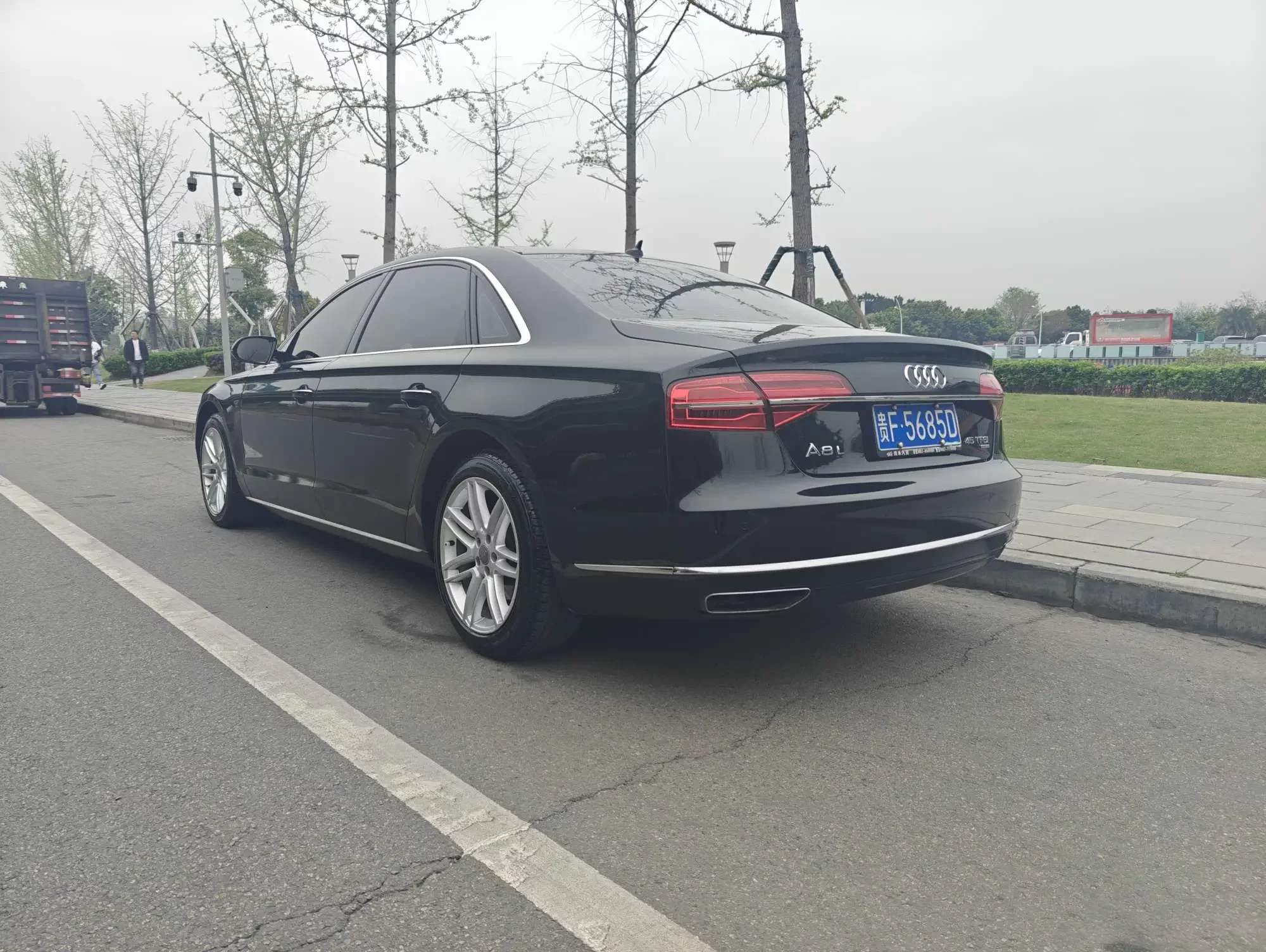 Audi A8
