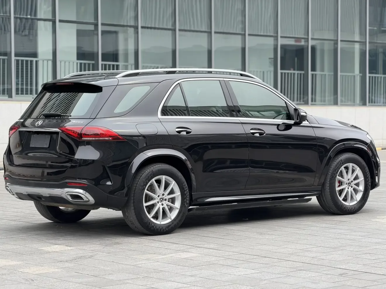 Mercedes-Benz GLE (Imported)