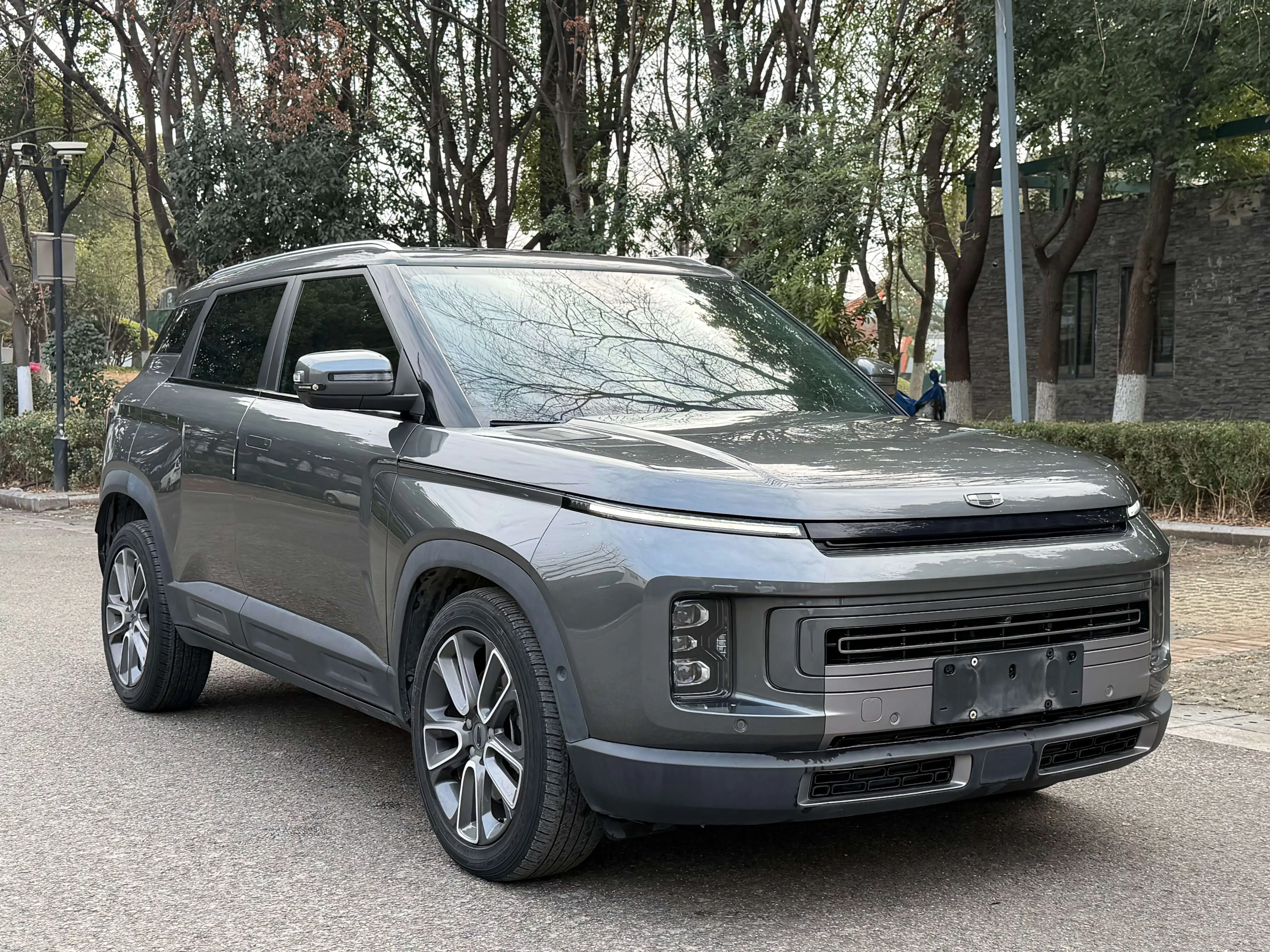 Geely ICON