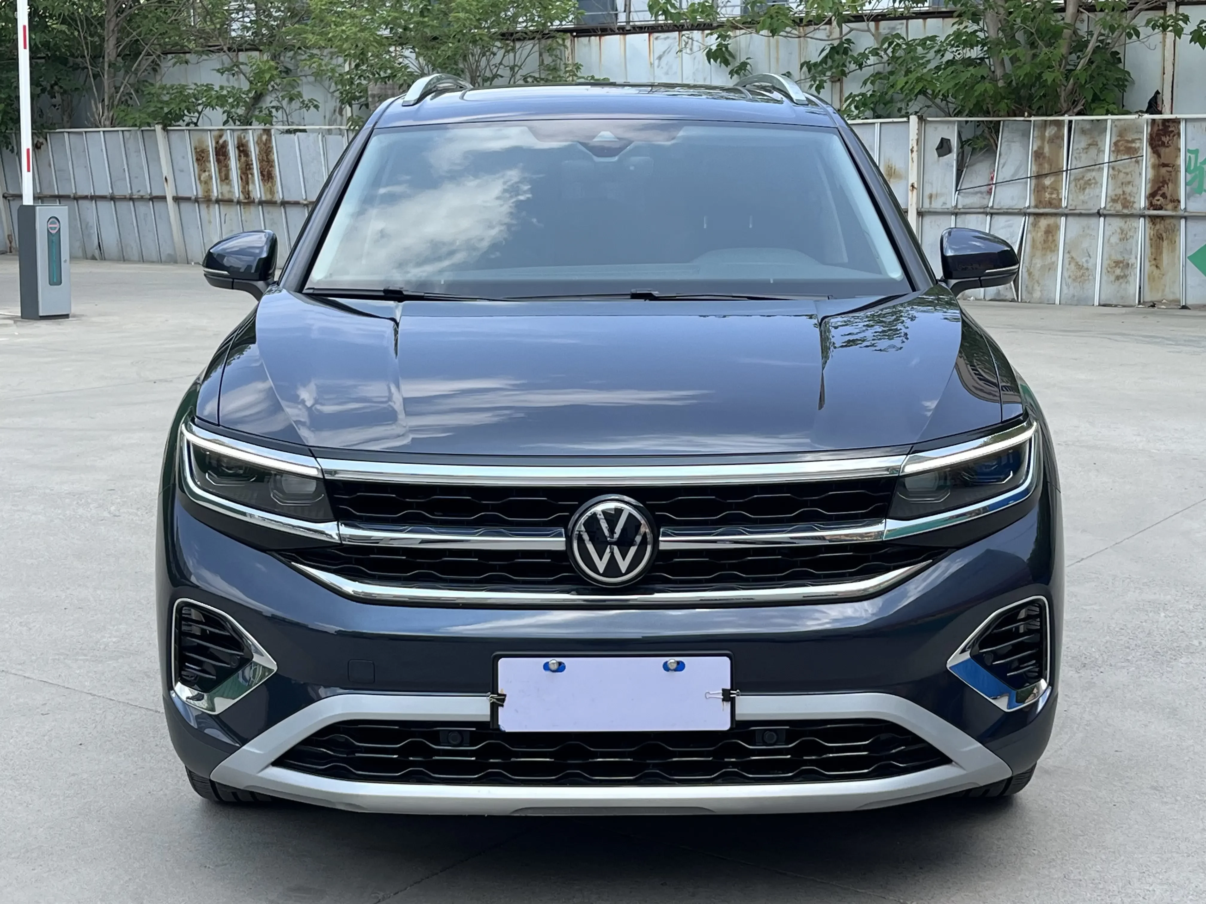 Volkswagen Talagon