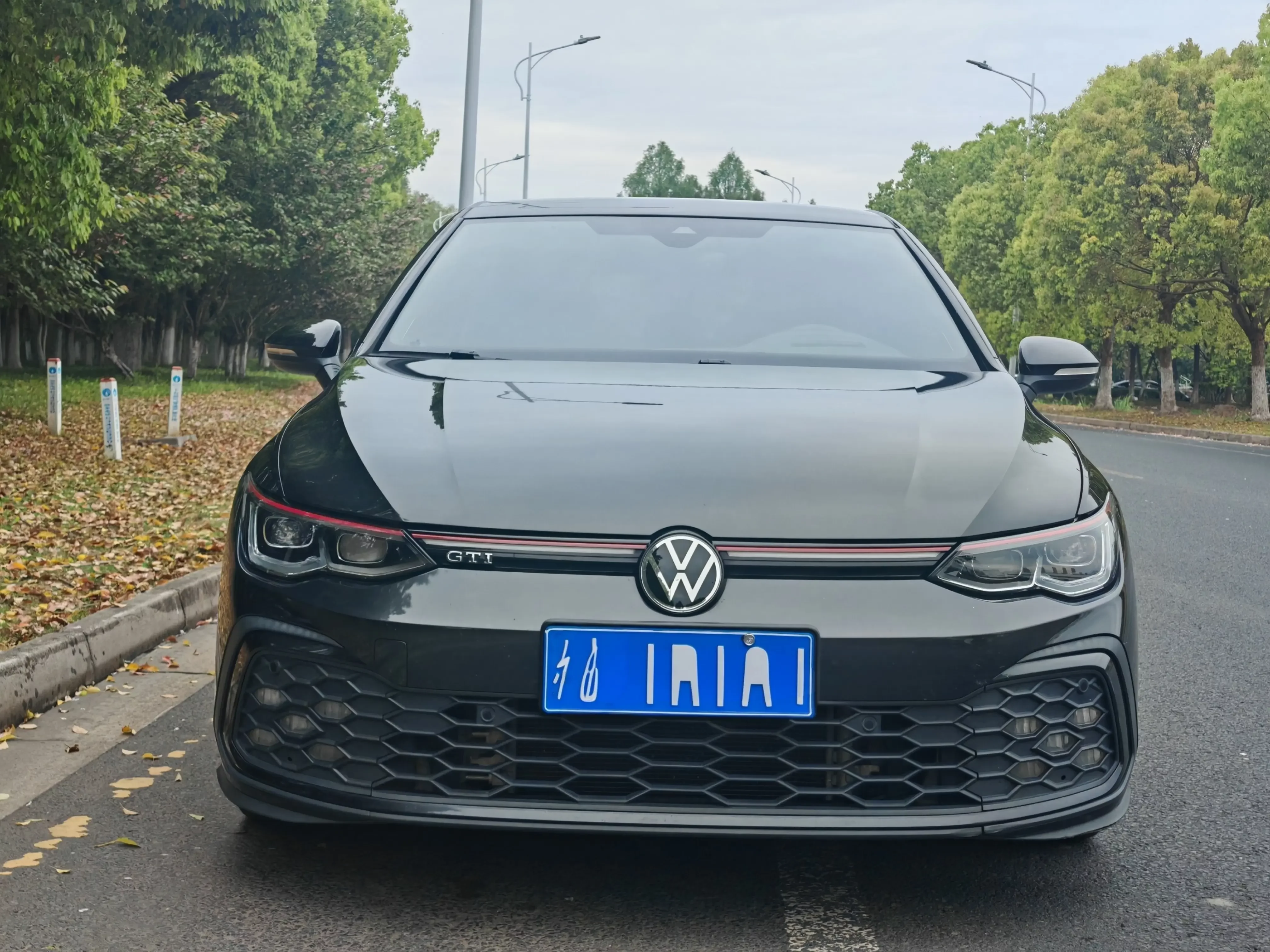 Volkswagen Golf GTI