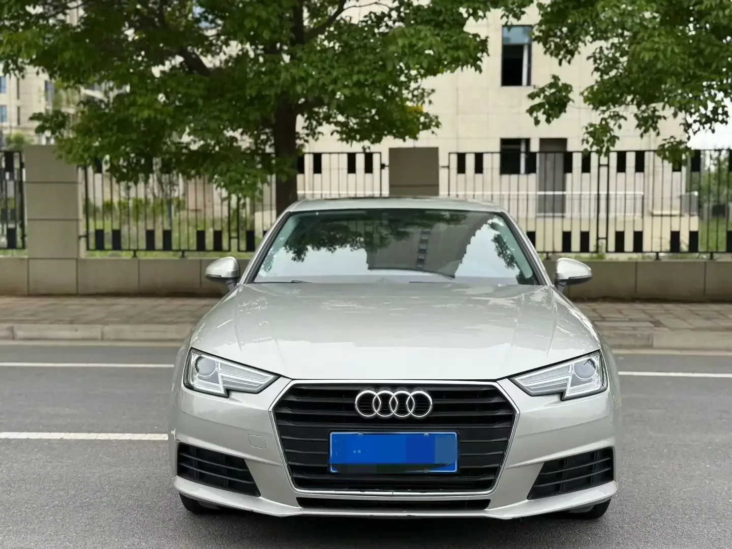 Audi A4L