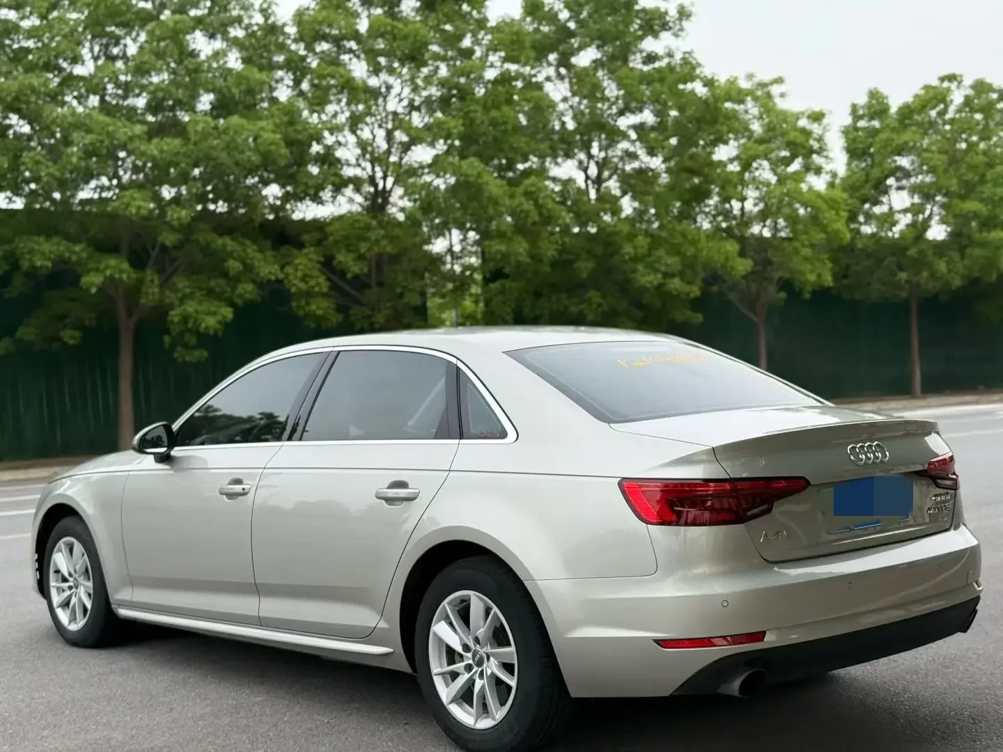 Audi A4L