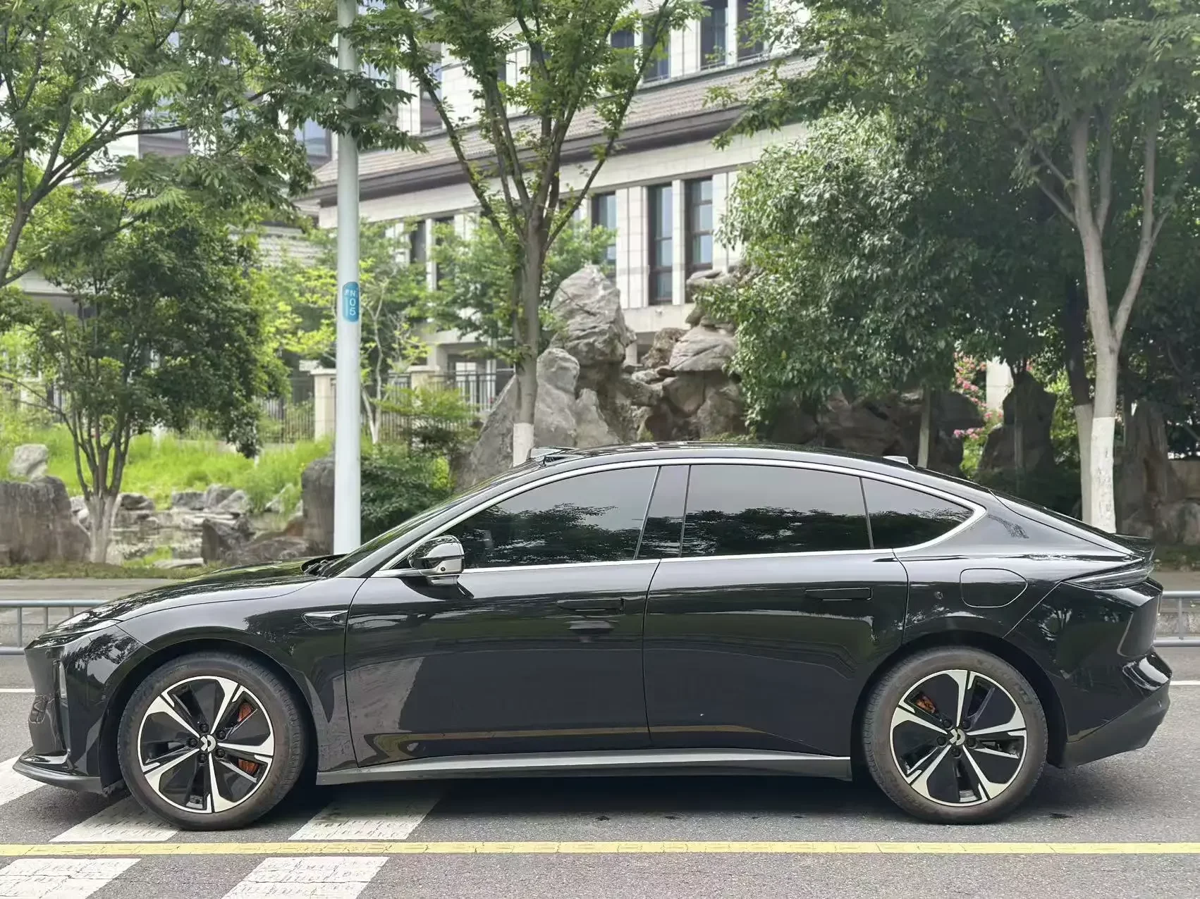 NIO ET5