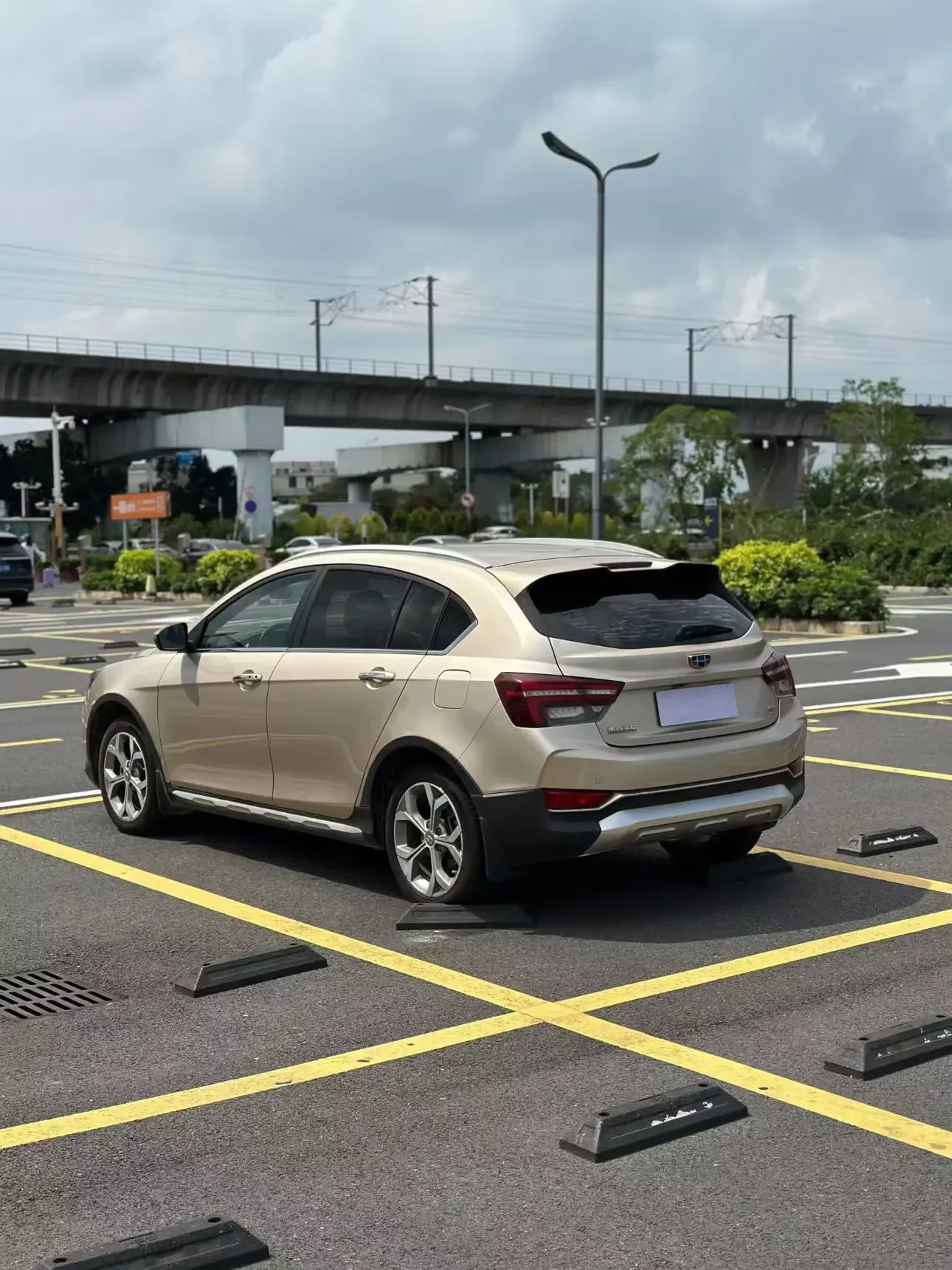 Geely Vision S1