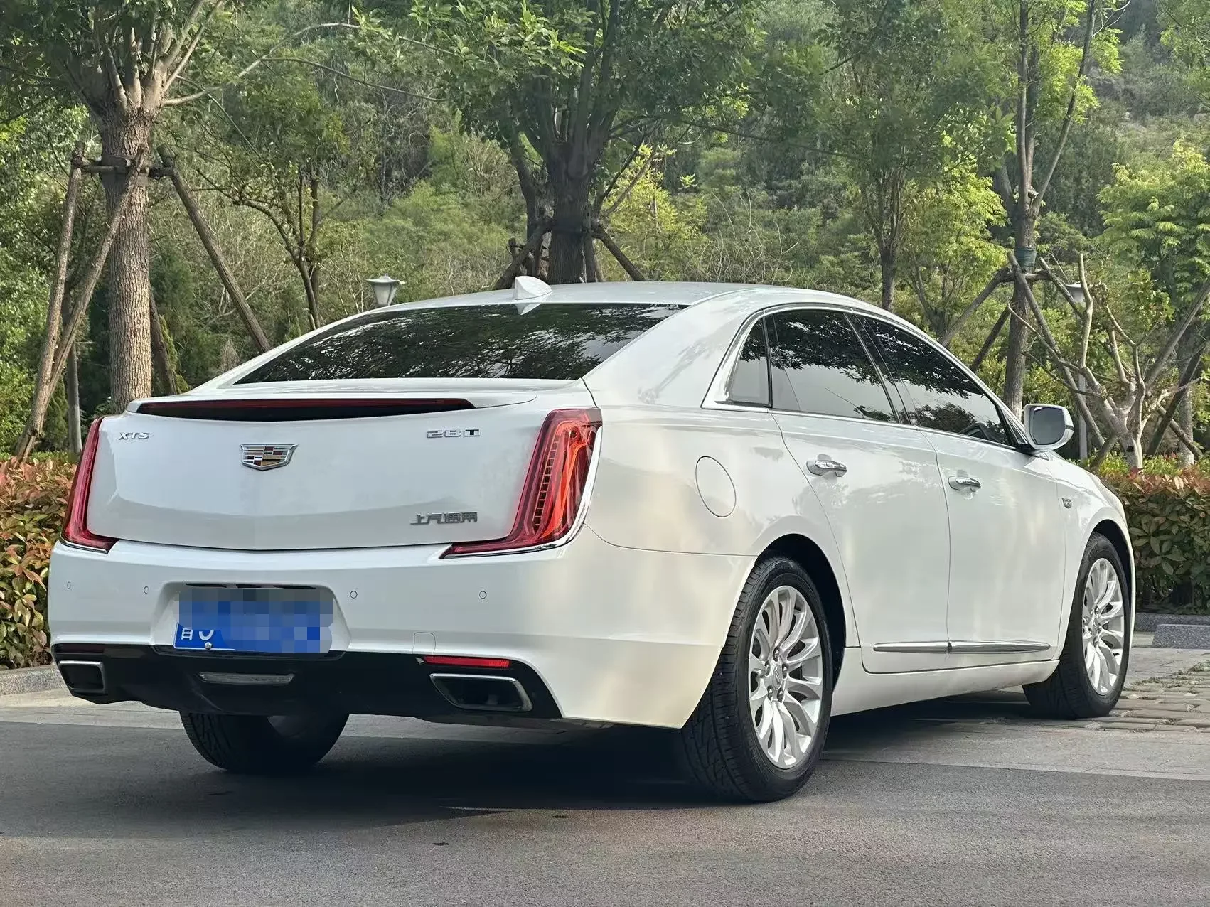 Cadillac XTS