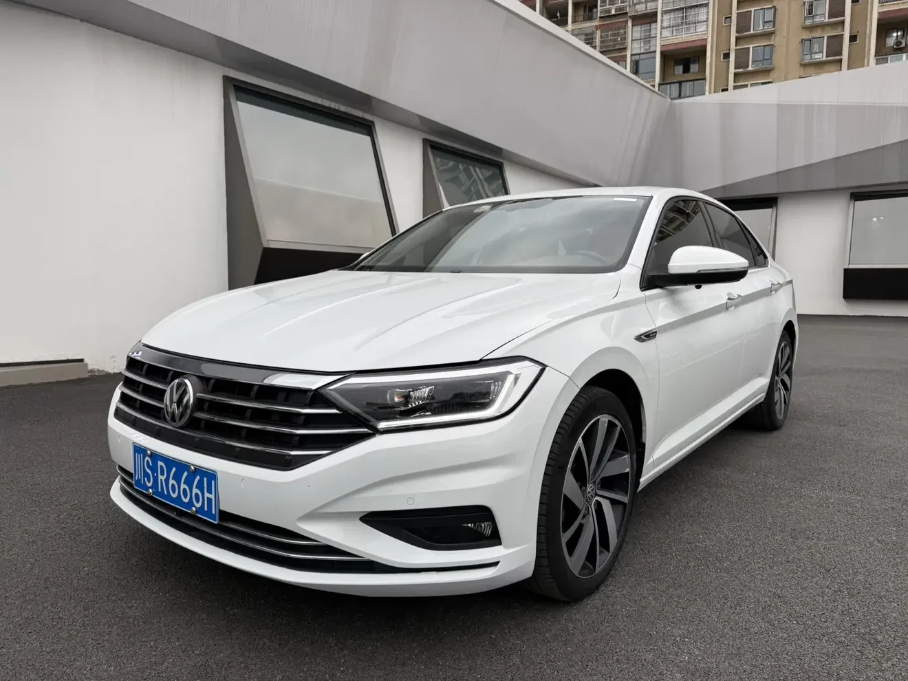 Volkswagen Sagitar
