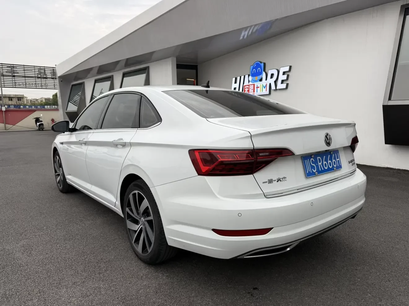 Volkswagen Sagitar