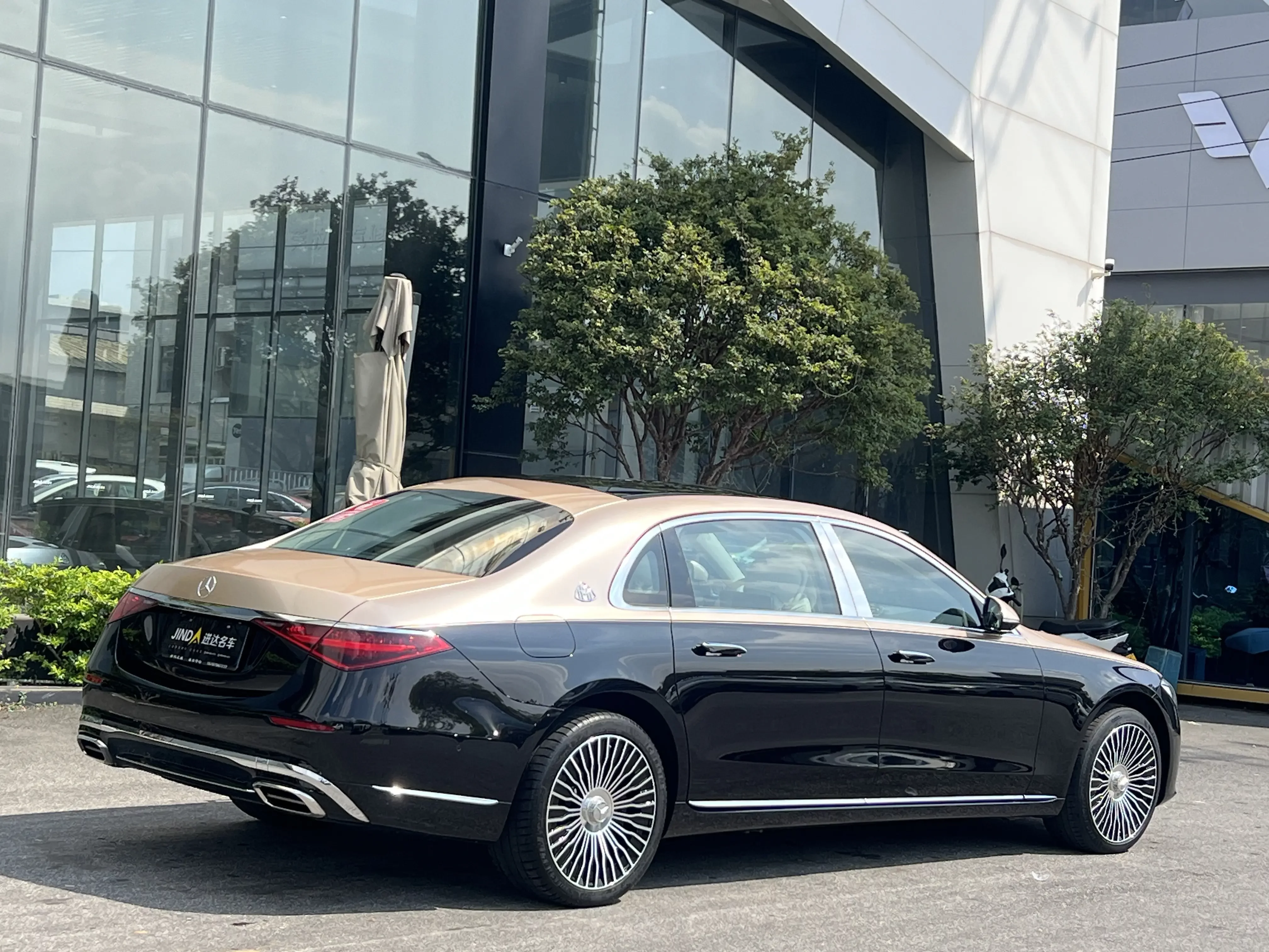 Mercedes-Benz Maybach S-Class