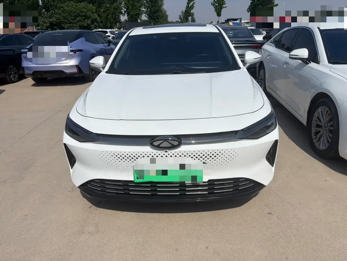 Chery Fengyun A8