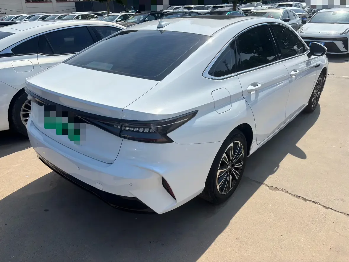 Chery Fengyun A8