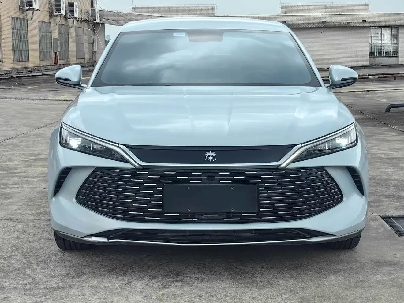 BYD Qin L DM