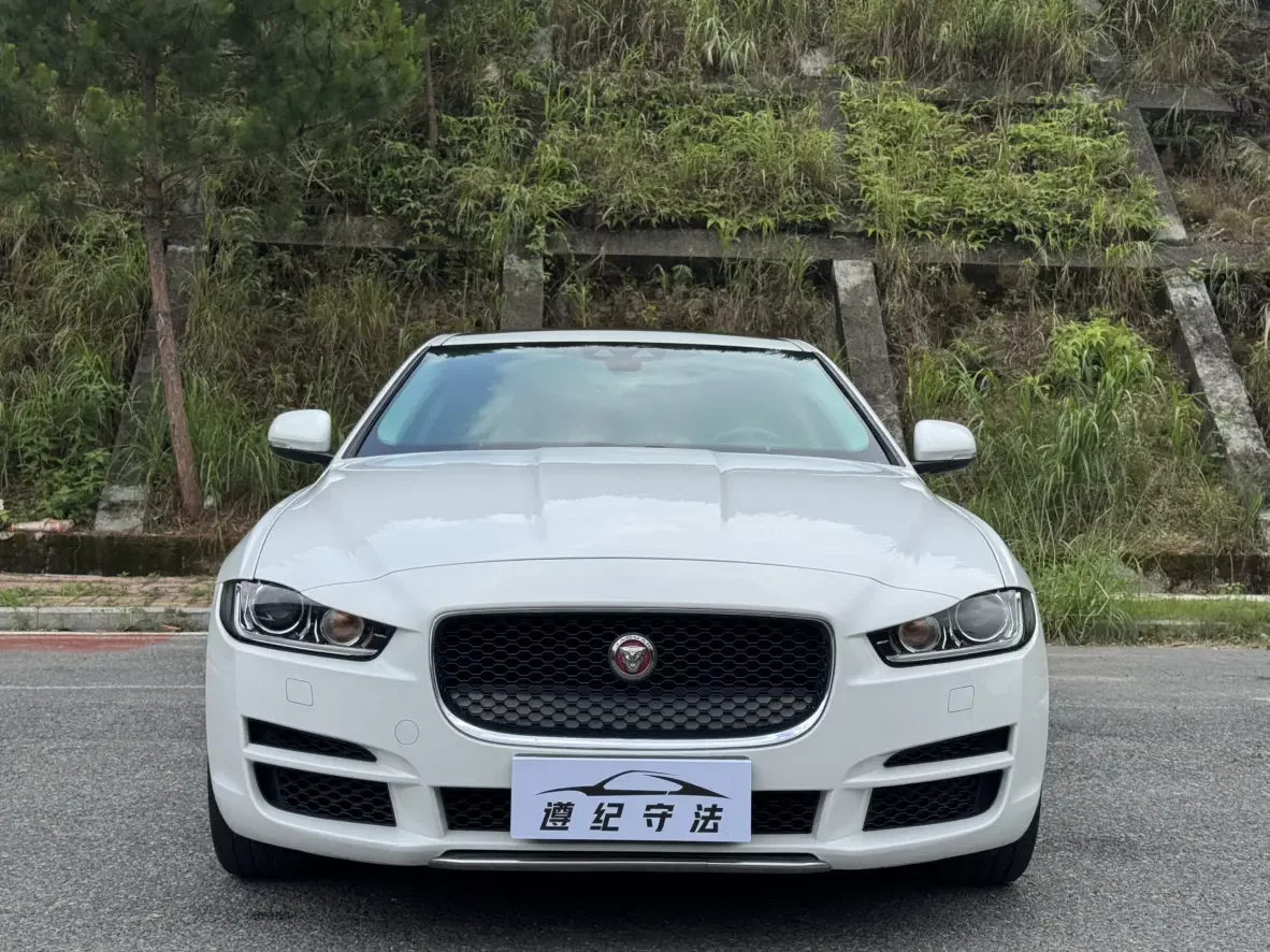 Jaguar XEL