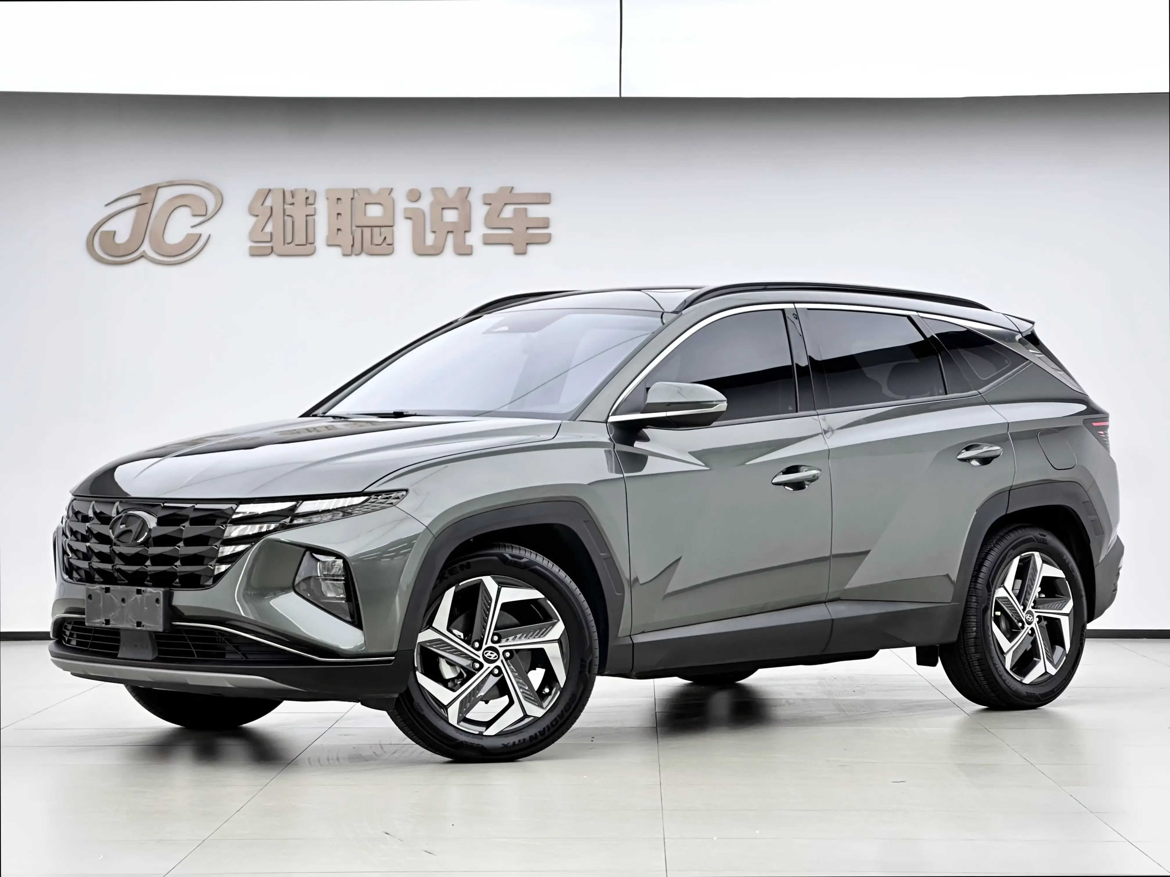 Hyundai Tucson L