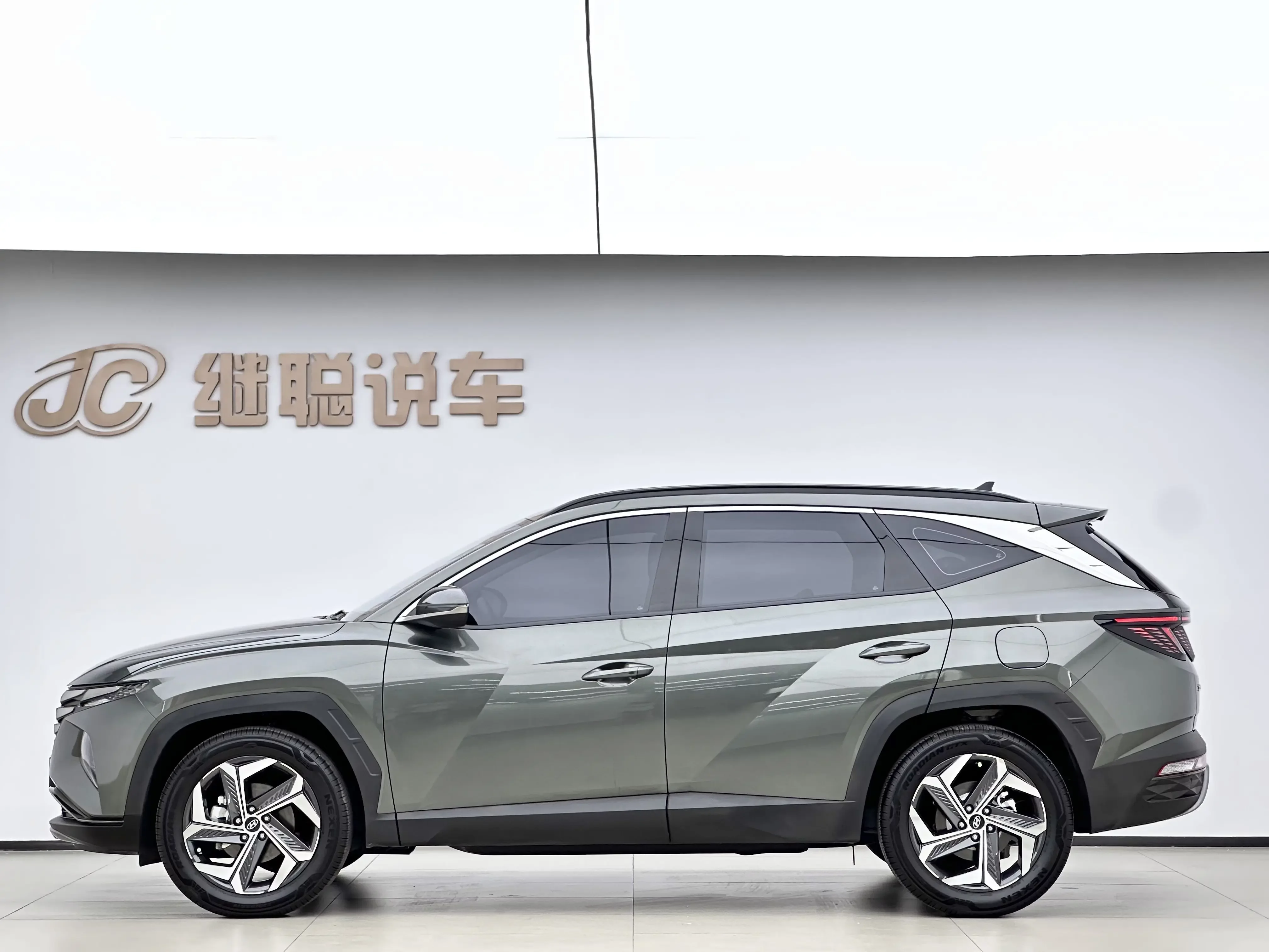 Hyundai Tucson L