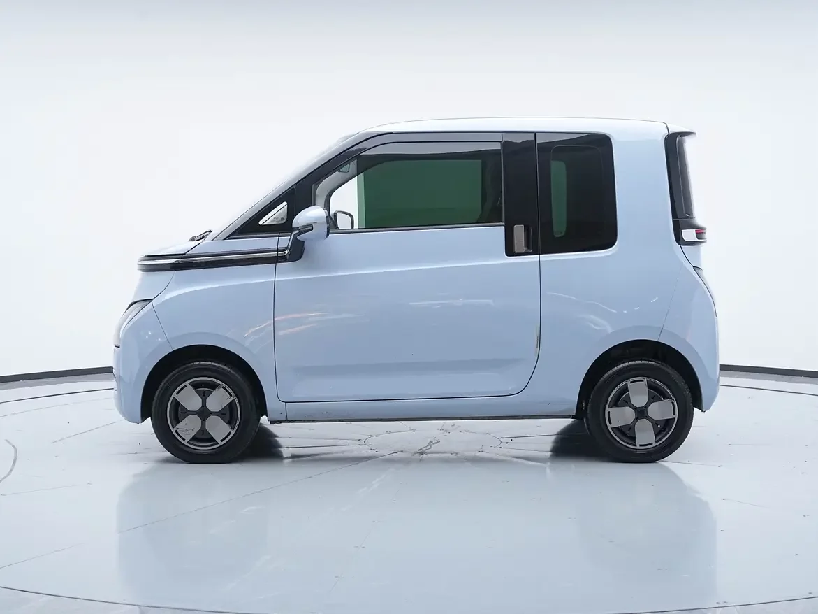 Wuling Air ev clear sky
