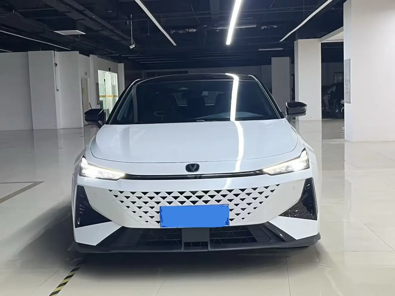 Changan UNI-V