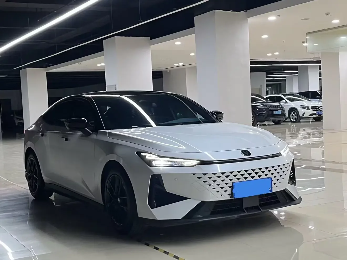 Changan UNI-V