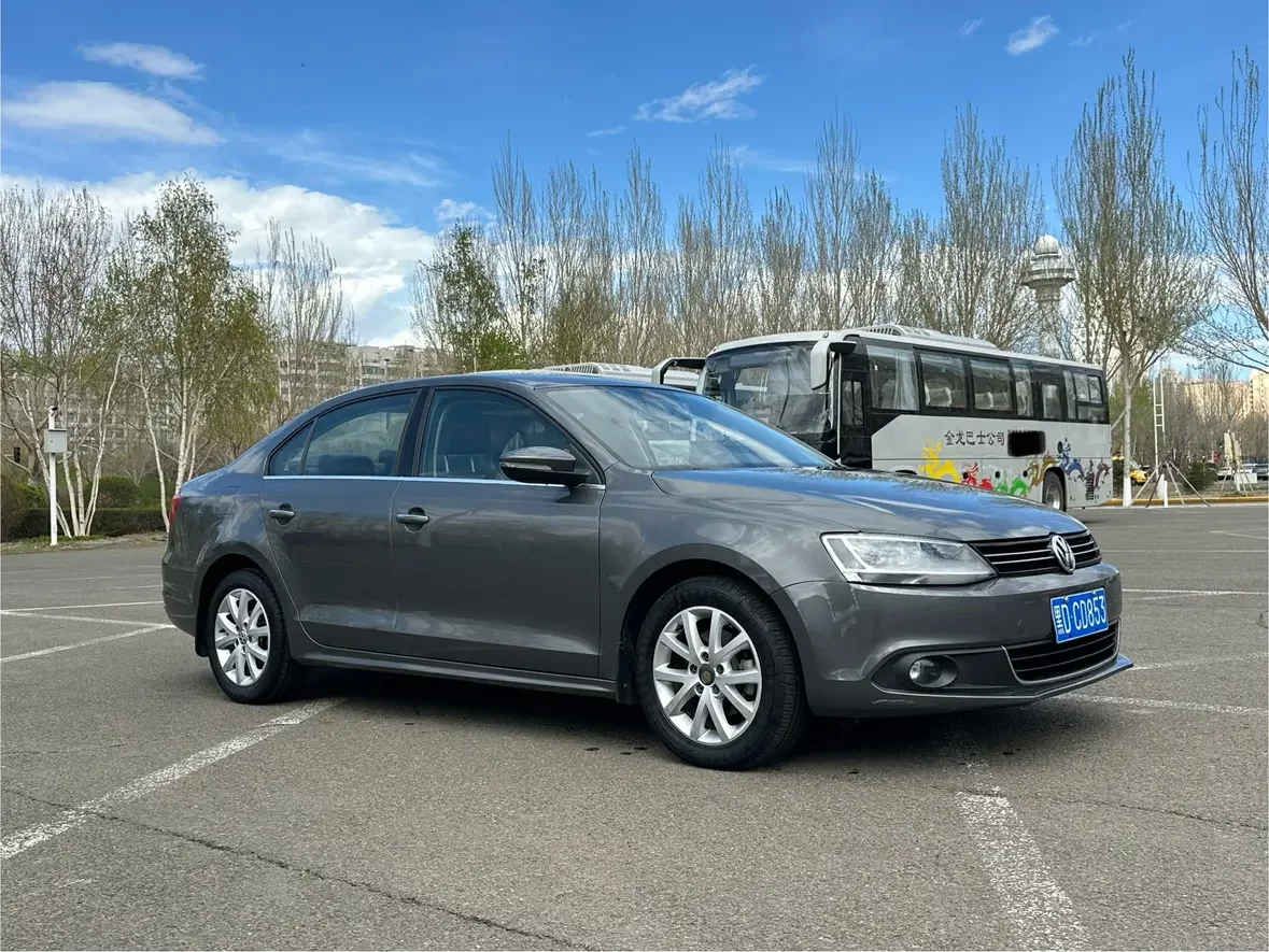 Volkswagen Sagitar