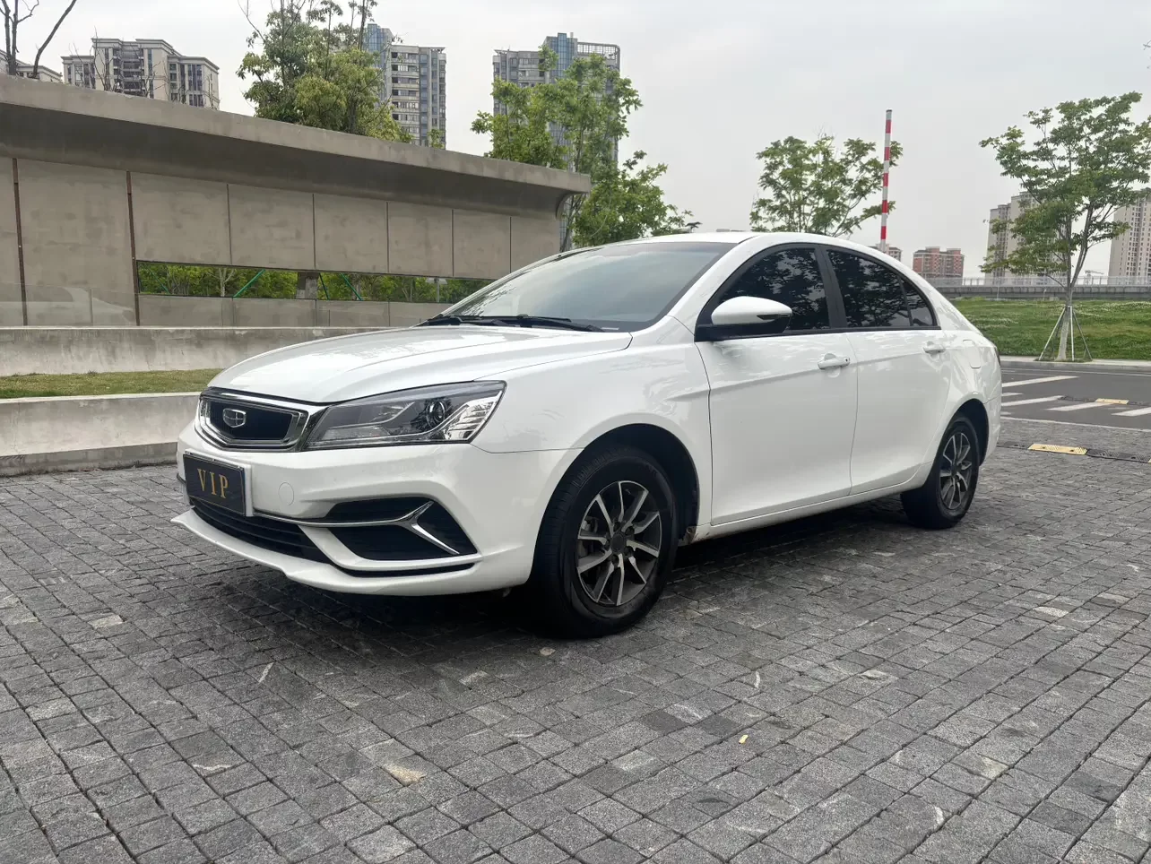 Geely emgrand