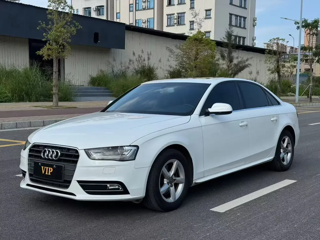 Audi A4L