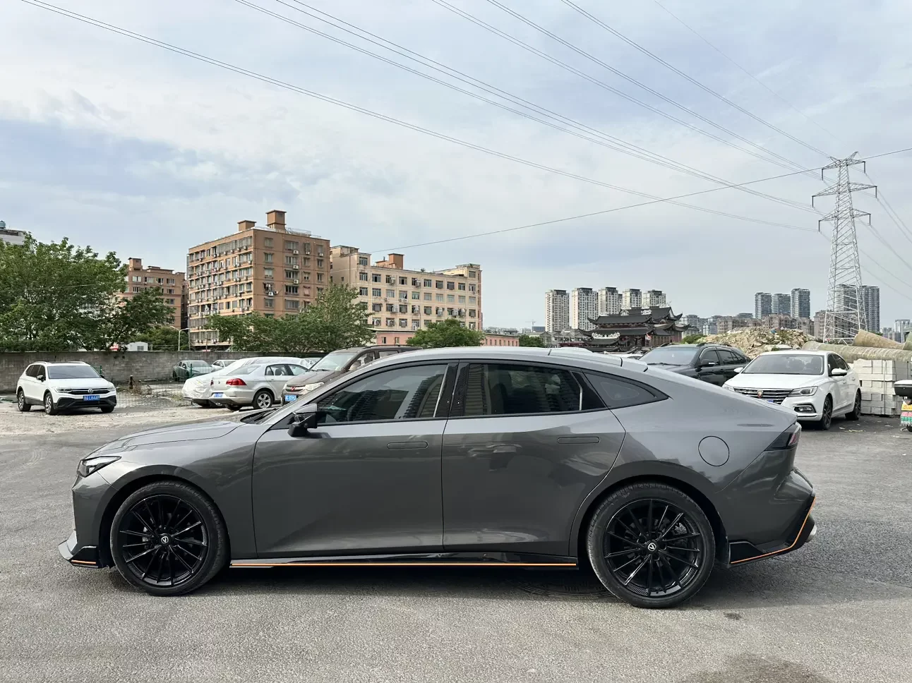 Changan UNI-V