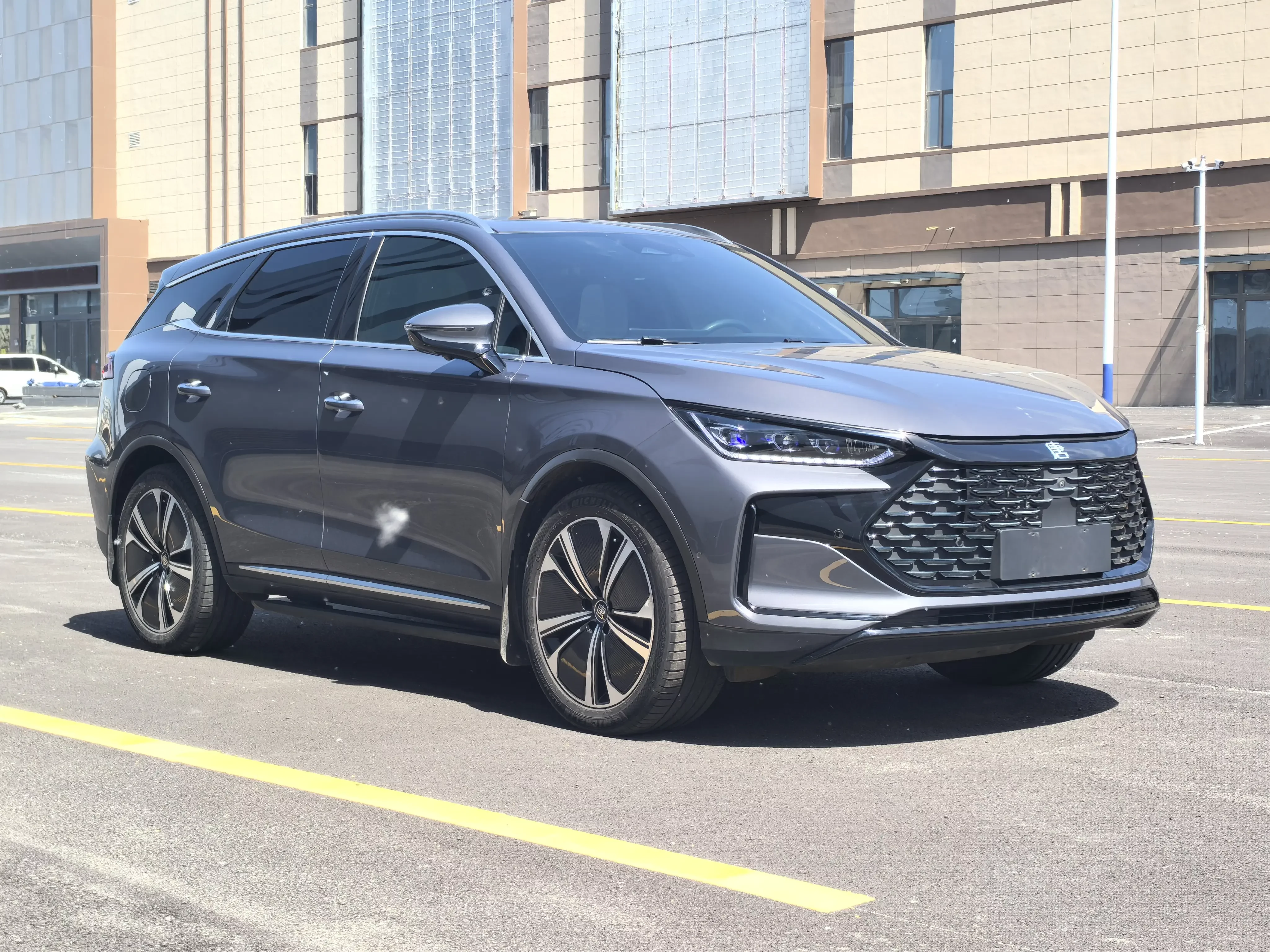 BYD Tang DM
